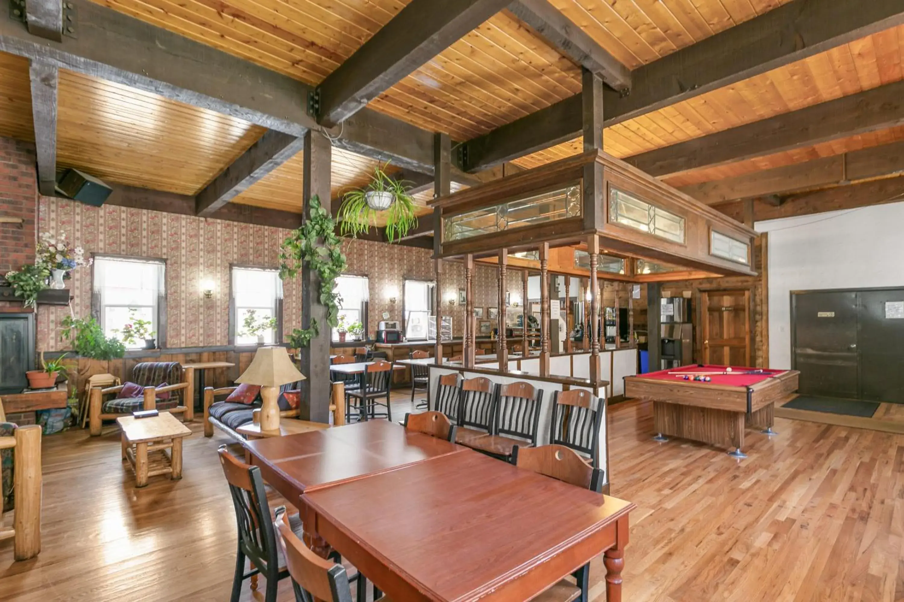 Restaurant/places to eat in Georgetown Lodge Restaurant/places to eat in Georgetown Lodge