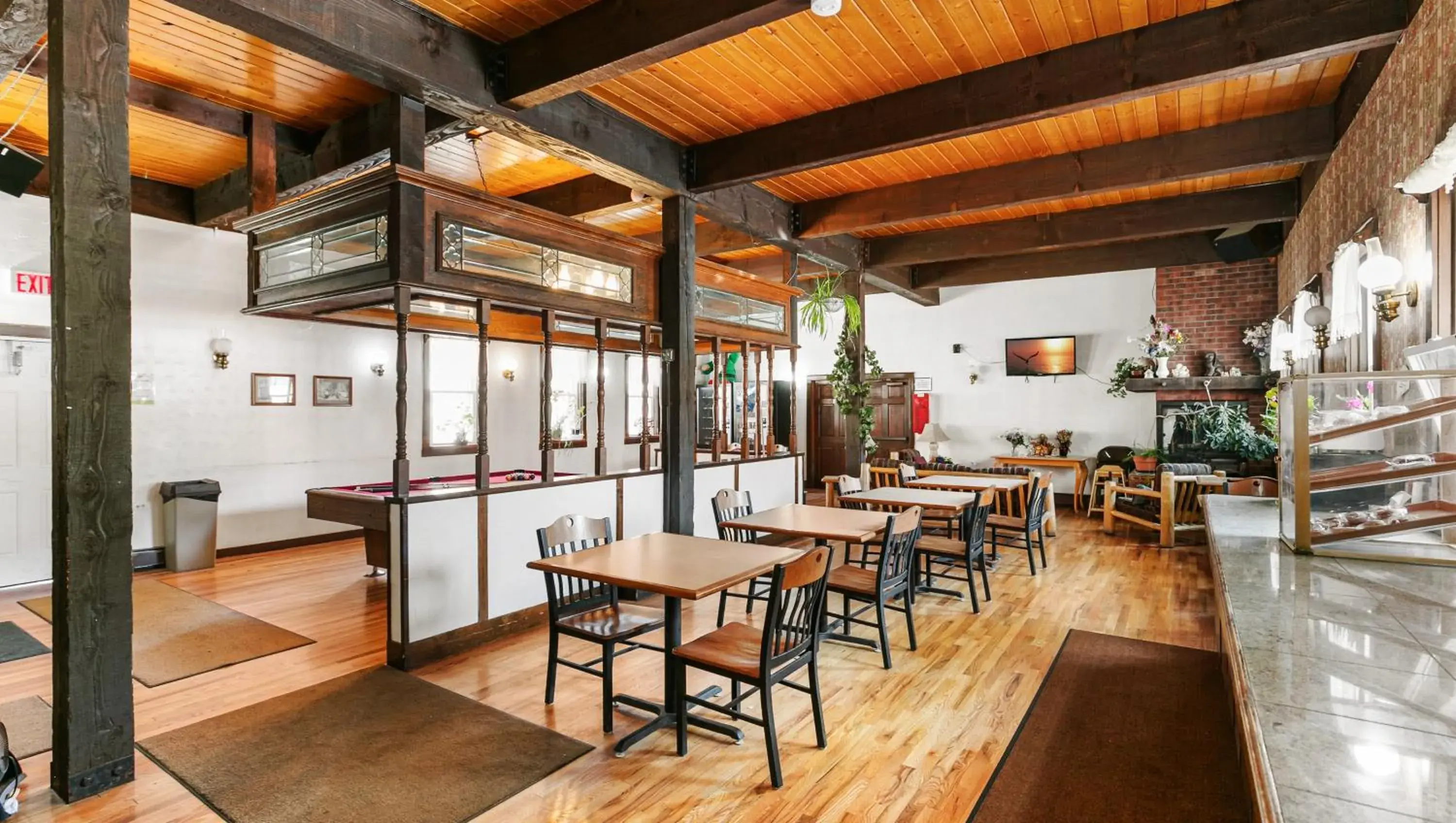 Breakfast in Georgetown Lodge Breakfast in Georgetown Lodge