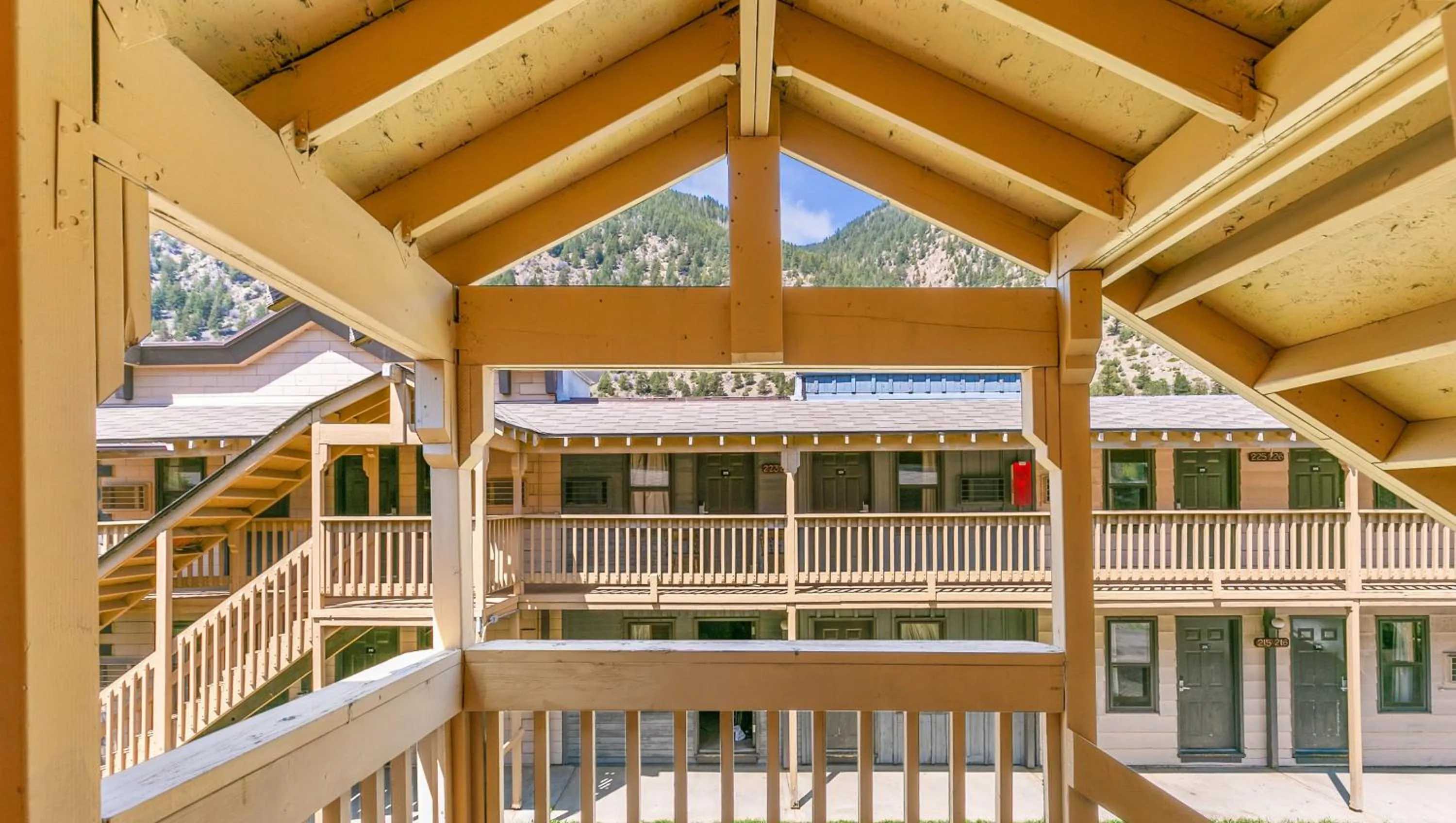 Property building in Georgetown Lodge