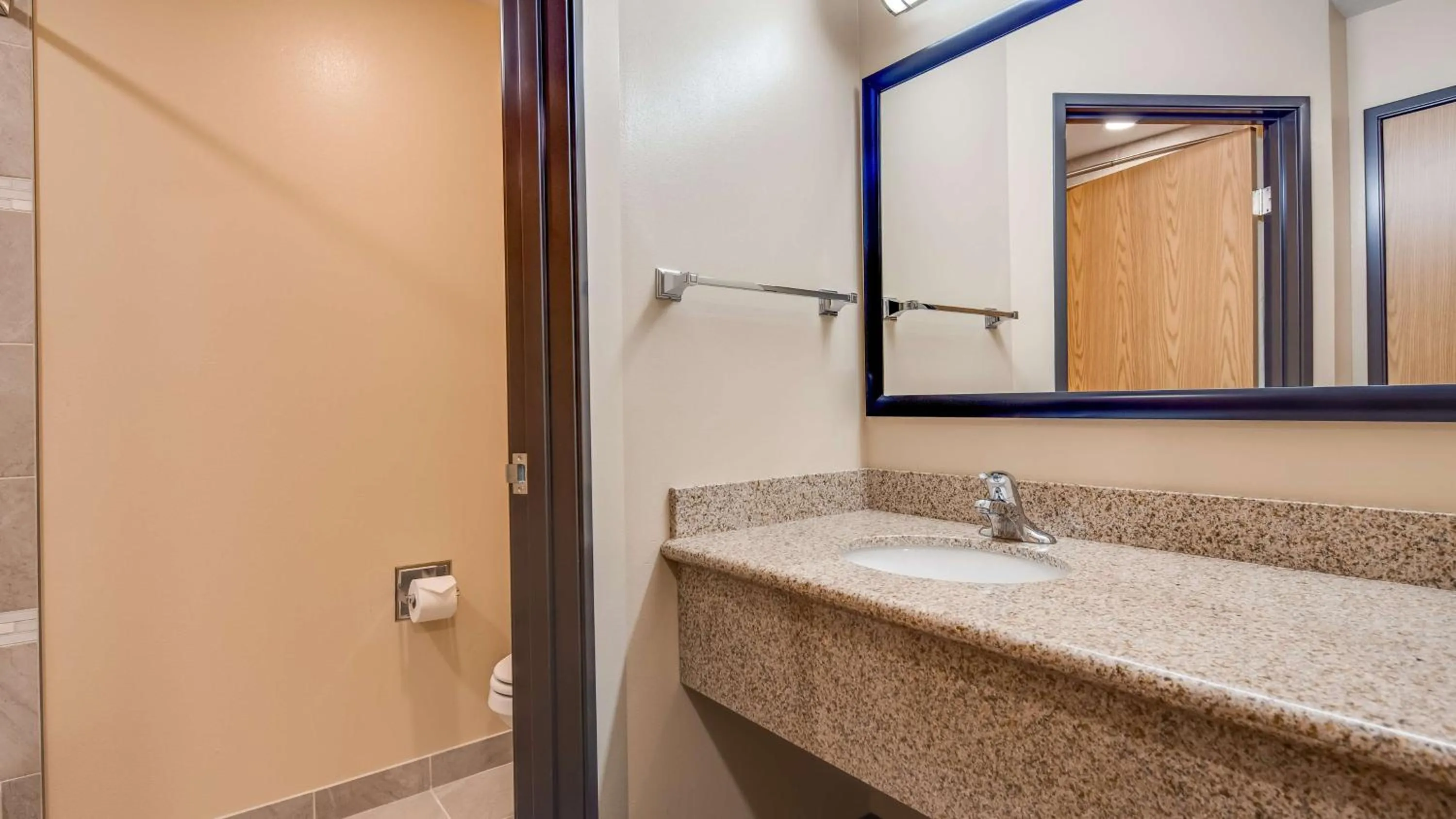 Bathroom in Best Western Plus Grapevine Inn