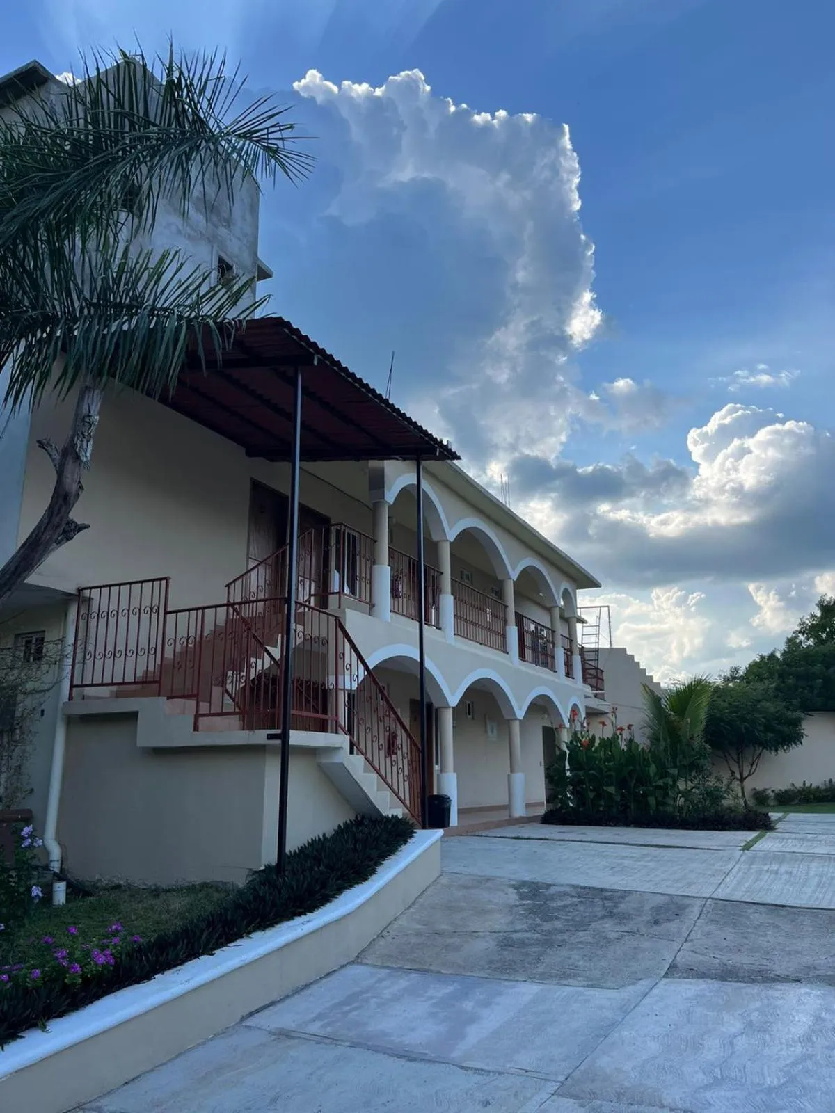 Property building in Hotel y Restaurante Villas Del Sol Jalpan de Serra