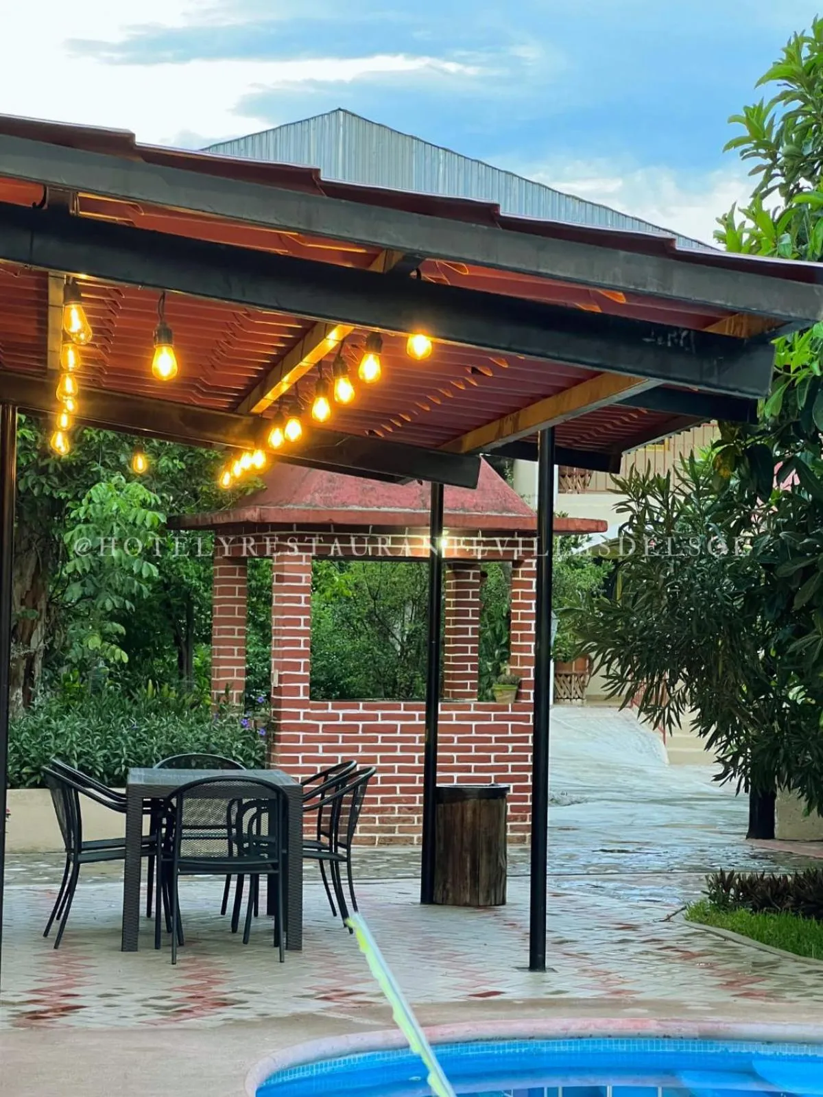 Property building in Hotel y Restaurante Villas Del Sol Jalpan de Serra