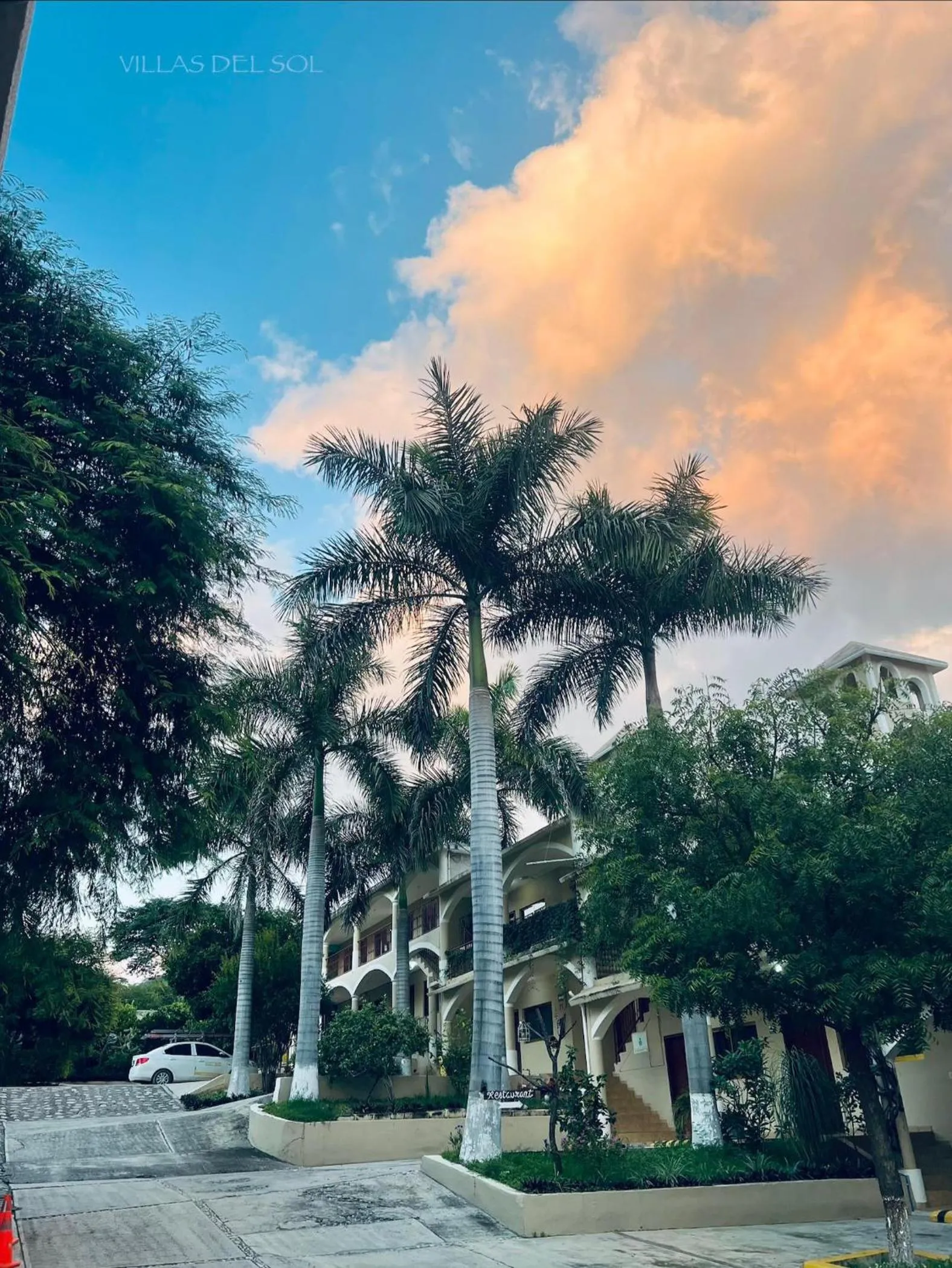 Property building in Hotel y Restaurante Villas Del Sol Jalpan de Serra