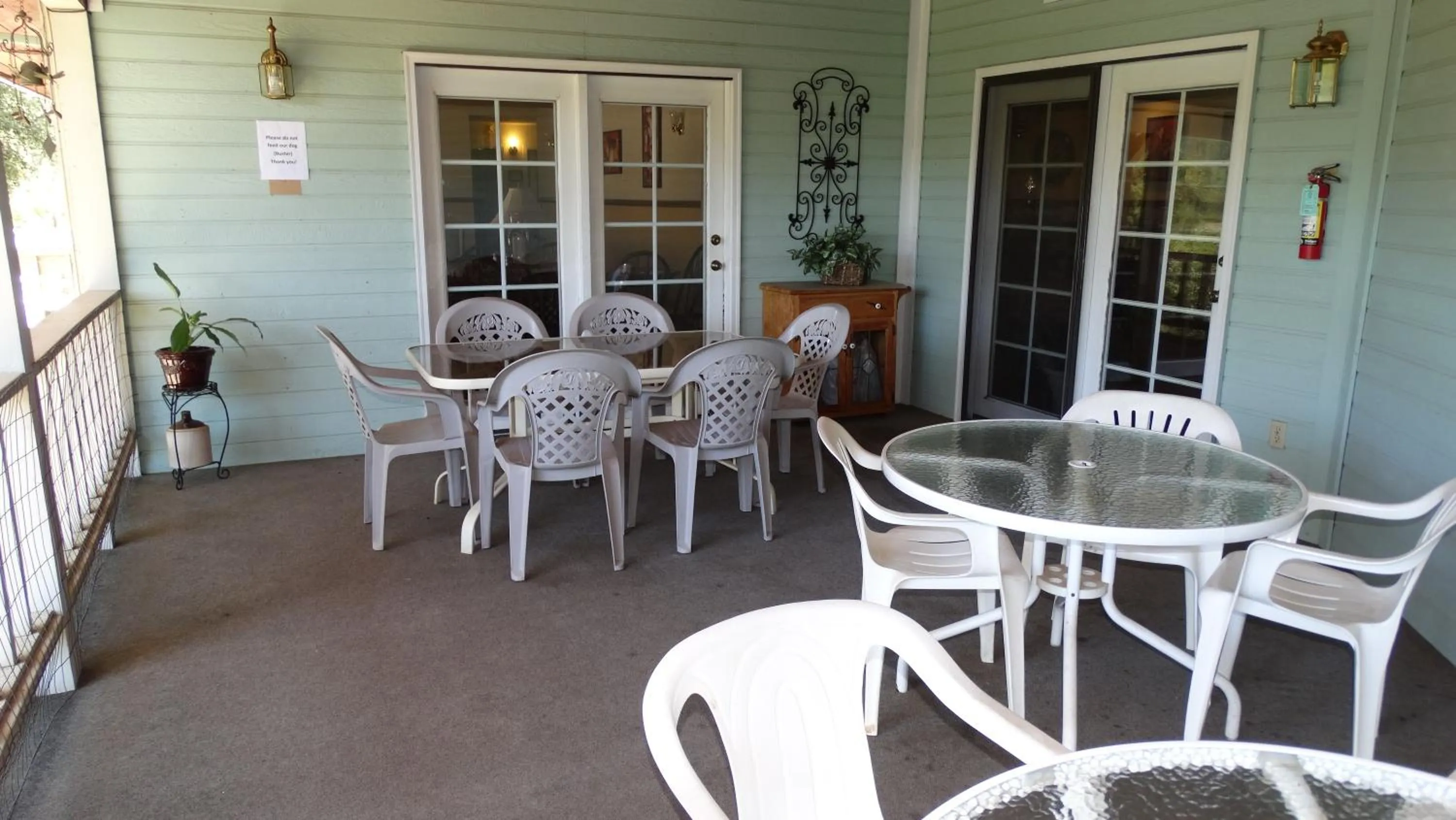 Property building in Berkshire Inn