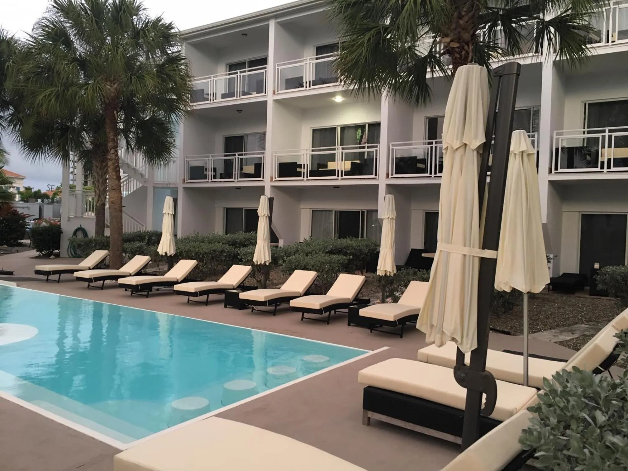 Property building in Grace Bay Suites