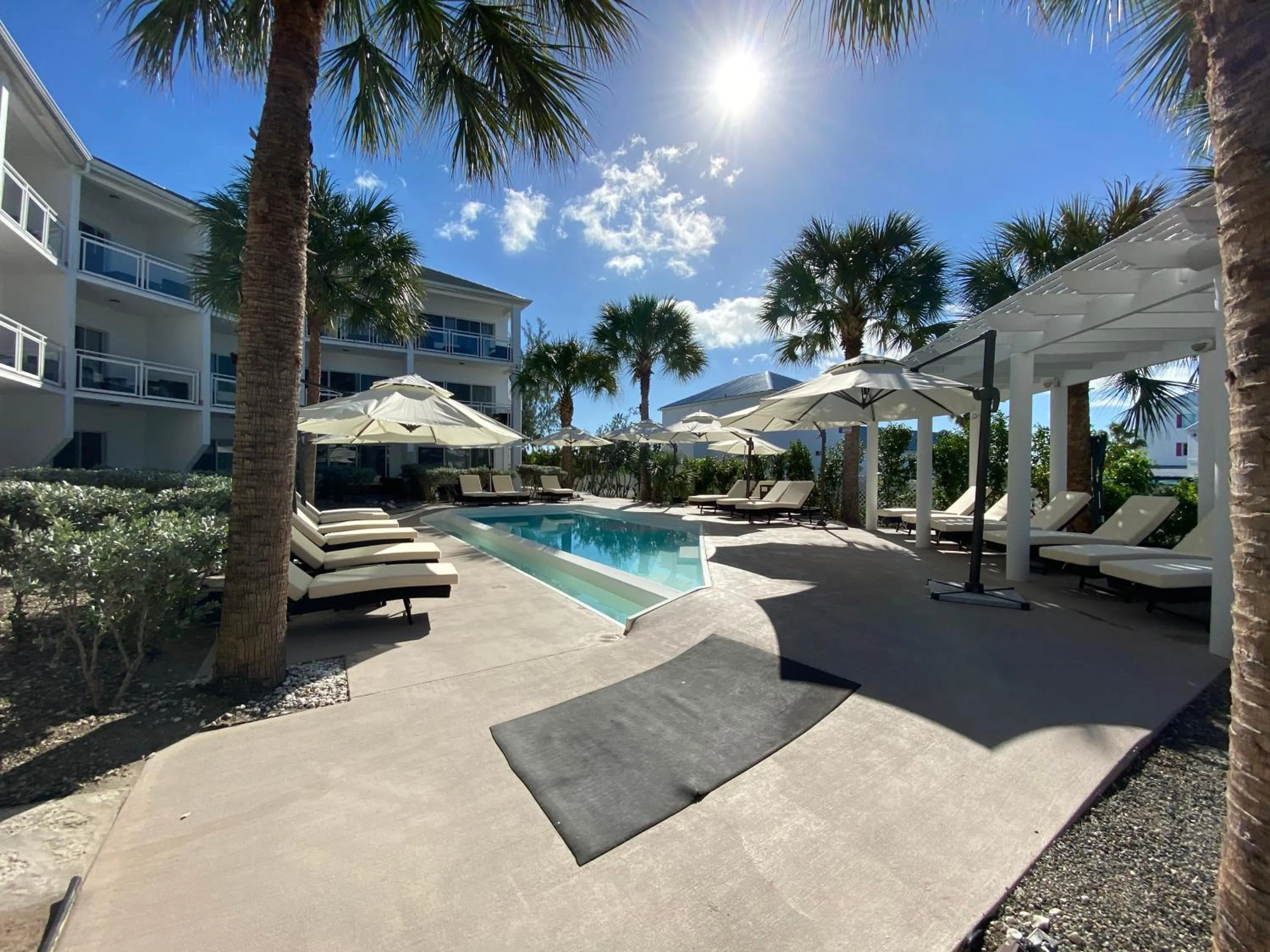 Facade/entrance in Grace Bay Suites