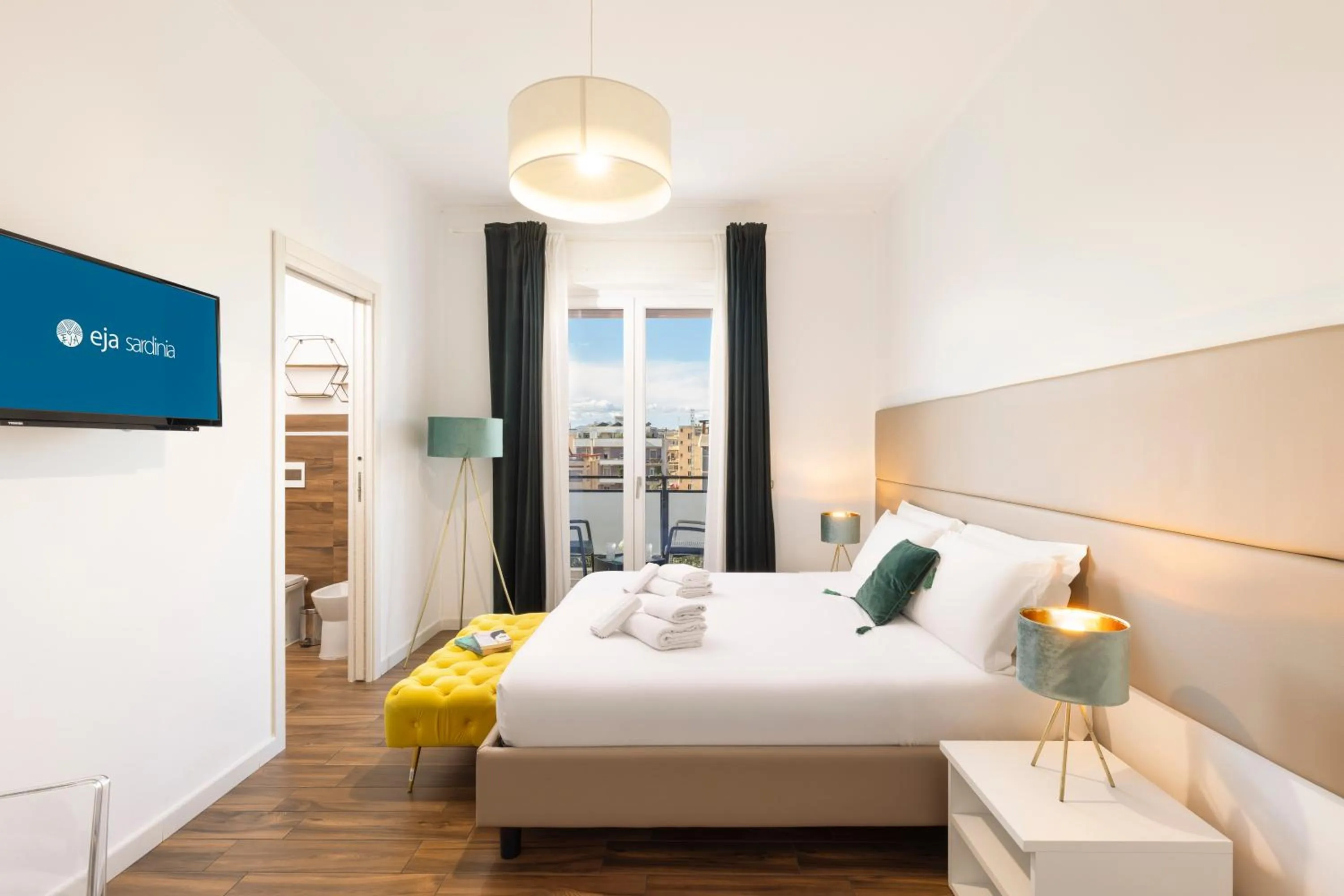 Bed in Mapi’s Rooms