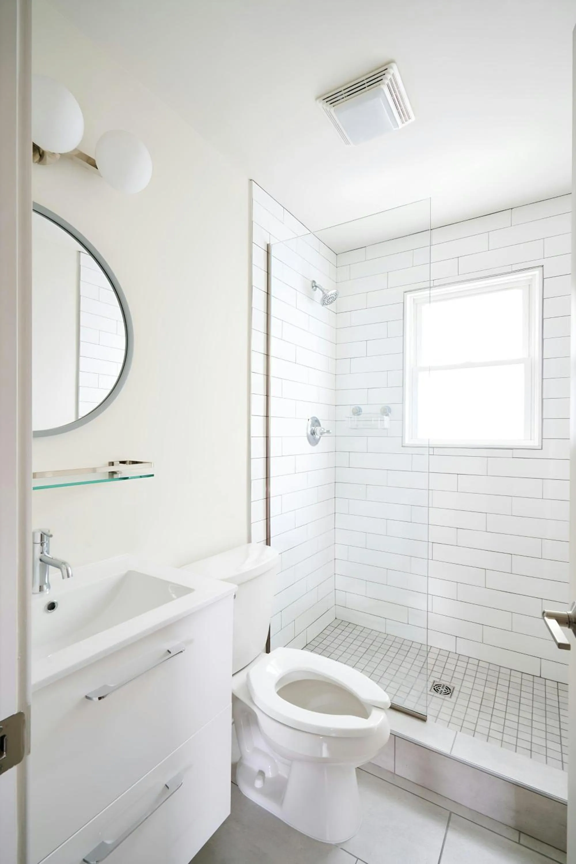 Bathroom in Sonder by Marriott Bonvoy The Stat Apartments Midtown
