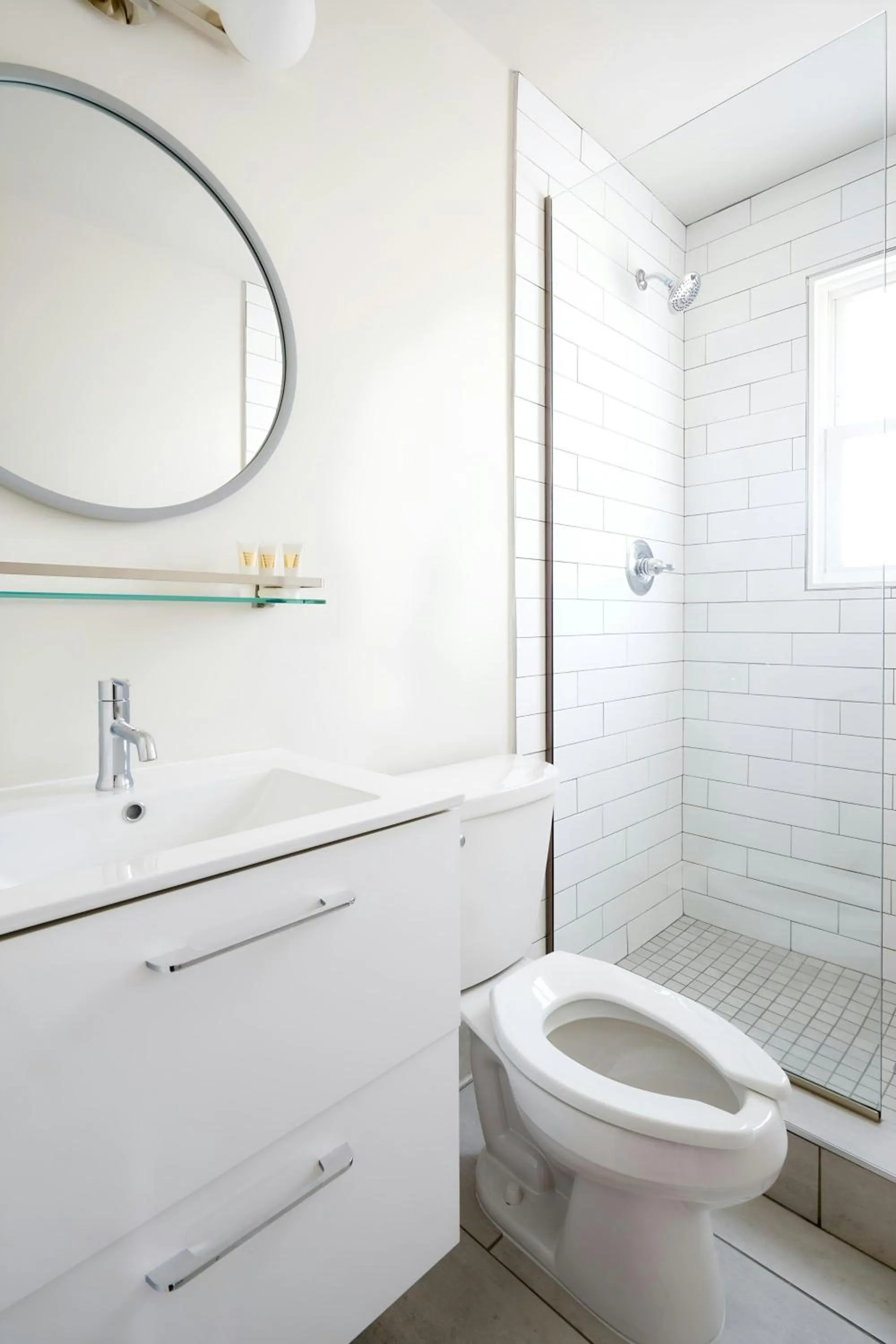 Bathroom in Sonder by Marriott Bonvoy The Stat Apartments Midtown