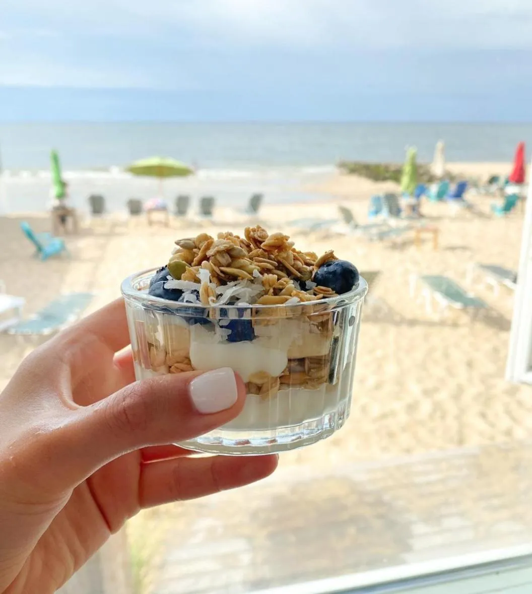 Breakfast in By The Sea Guests Bed & Breakfast and Suites