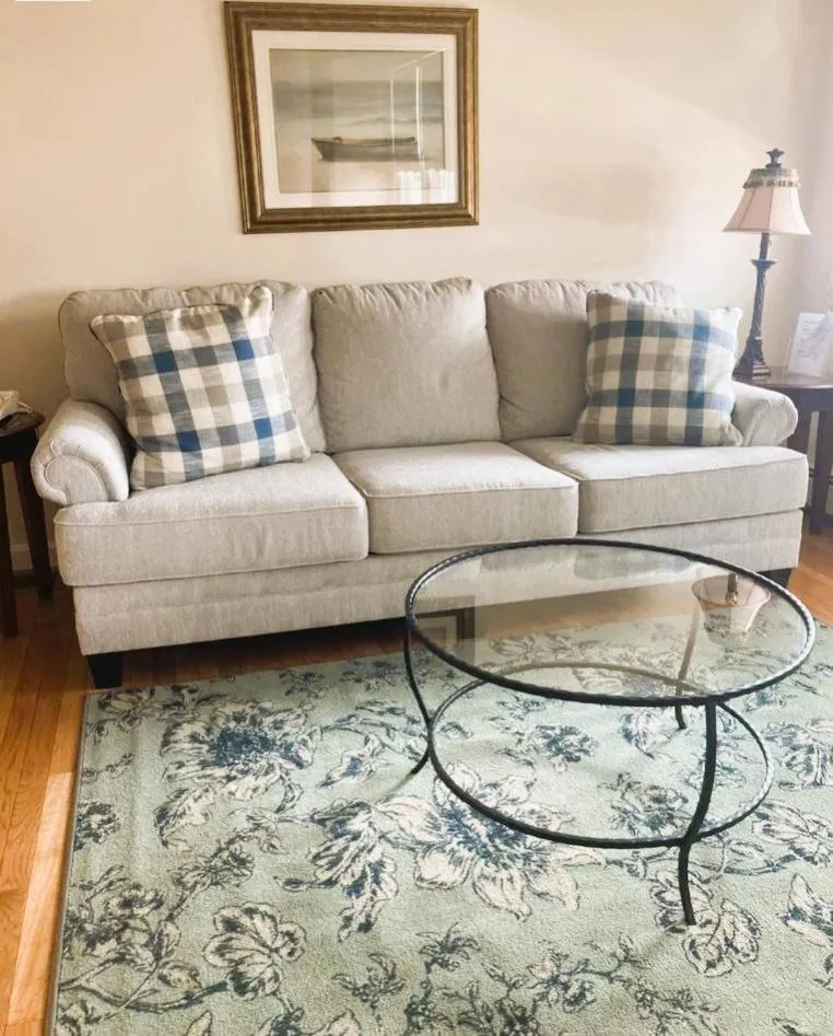 Library in By The Sea Guests Bed & Breakfast and Suites