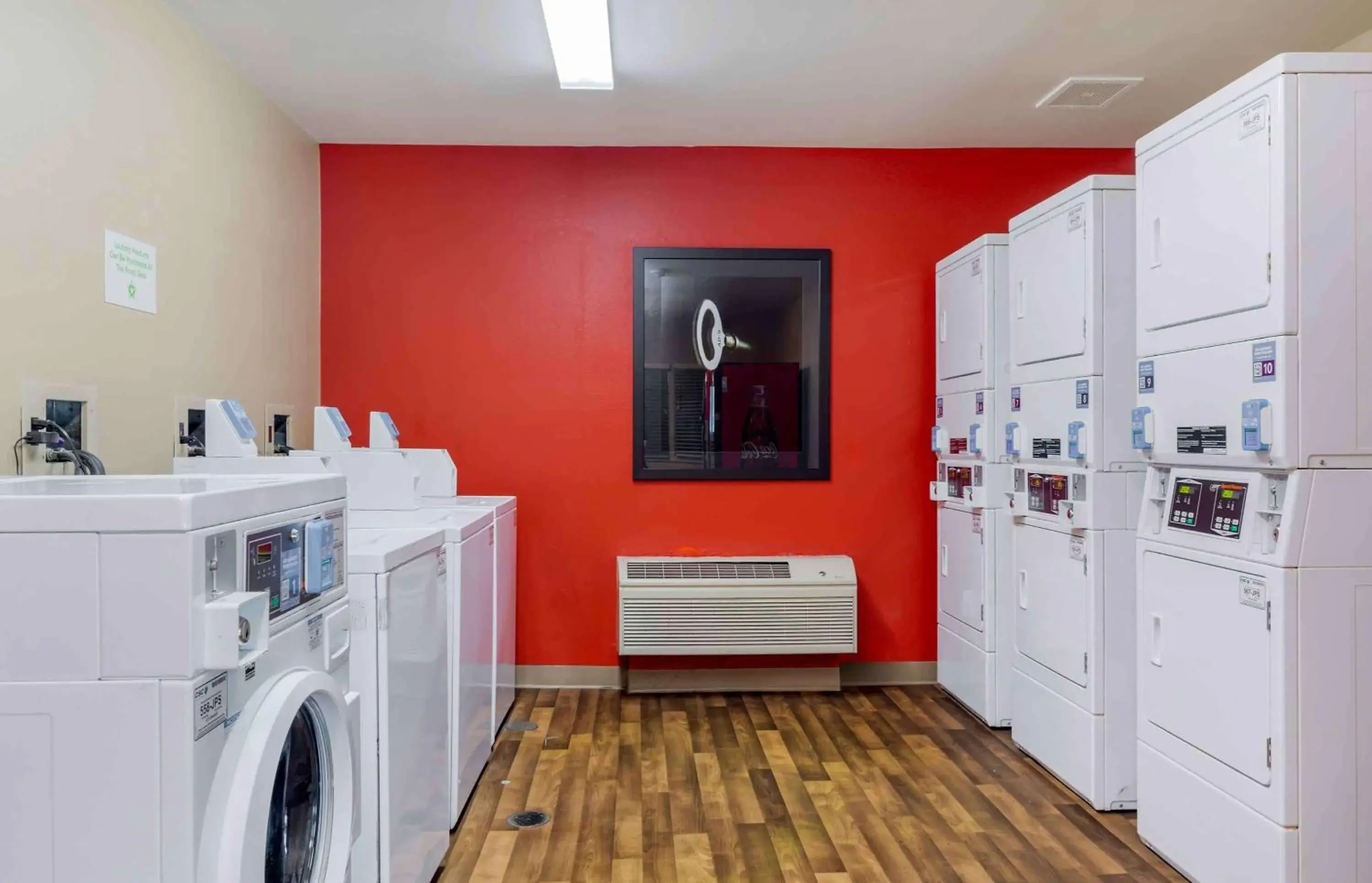 Property building in Extended Stay America - Providence - West Warwick Property building in Extended Stay America - Providence - West Warwick