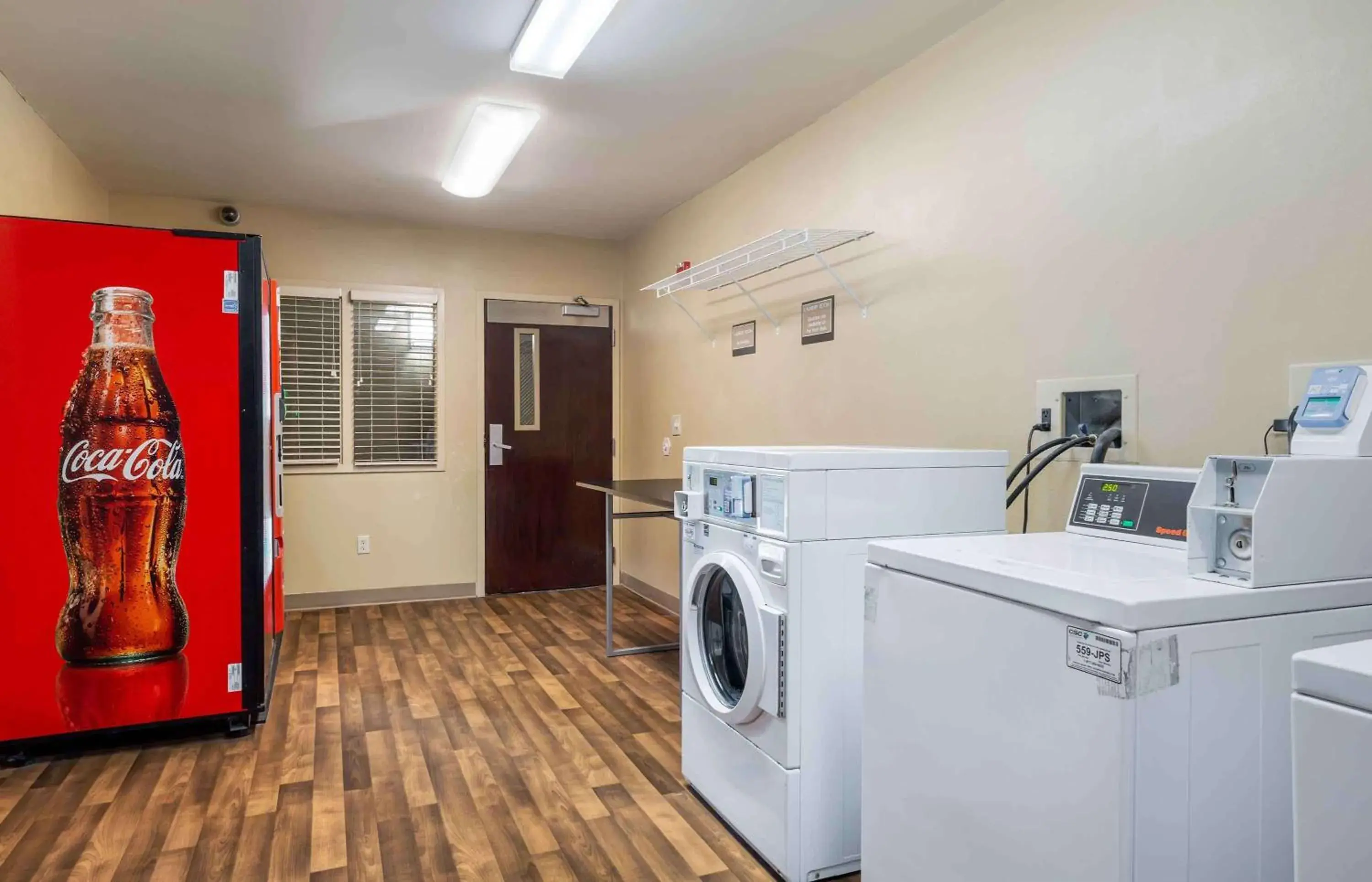 Property building in Extended Stay America - Providence - West Warwick Property building in Extended Stay America - Providence - West Warwick