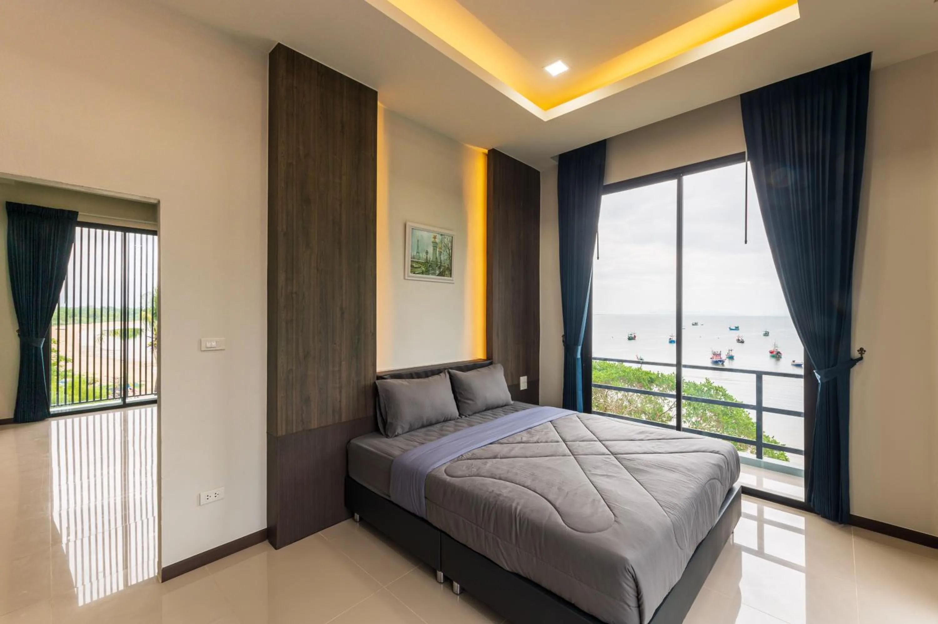 Bed in Aownoi Bay Resort