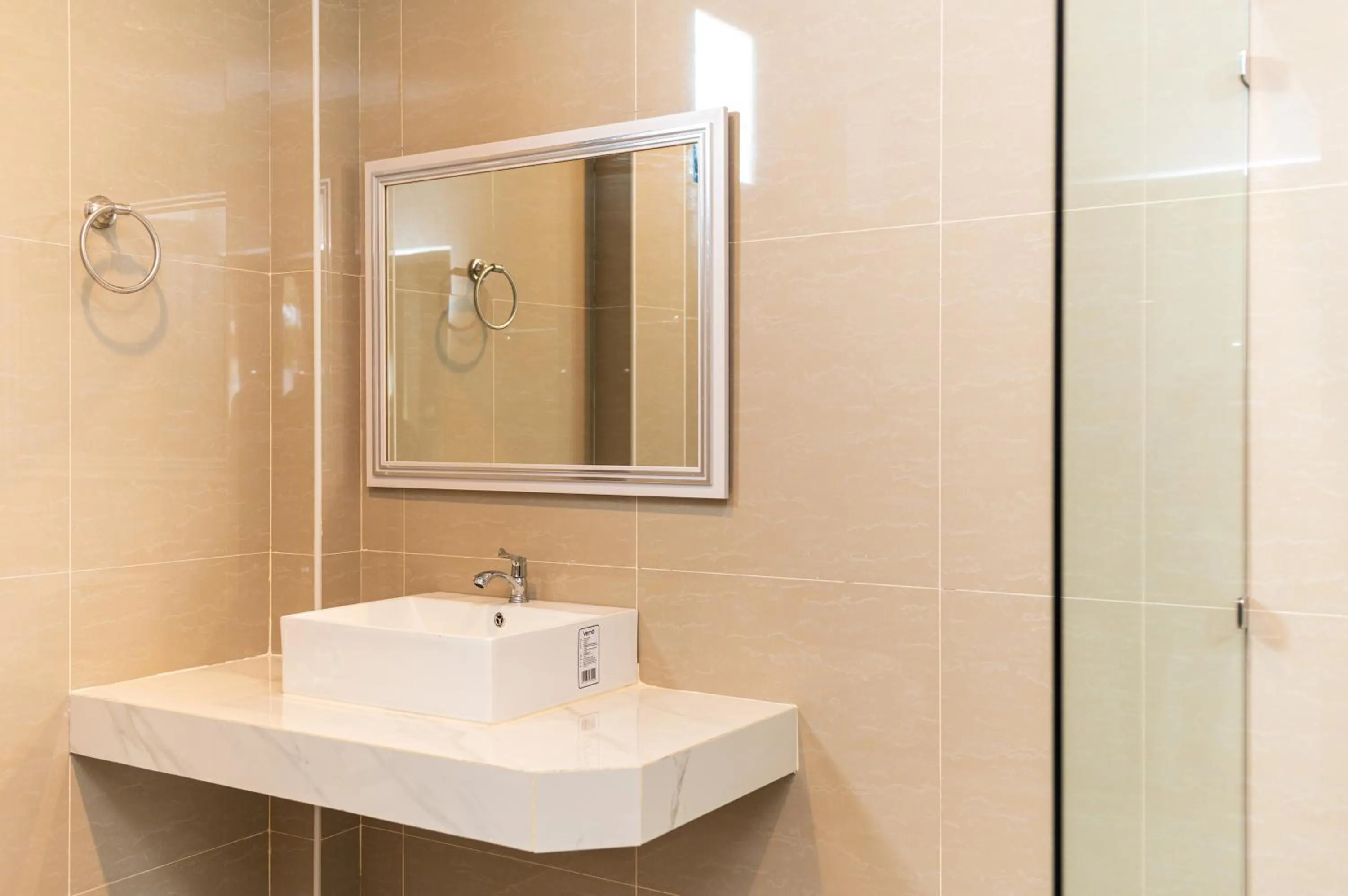 Bathroom in Aownoi Bay Resort