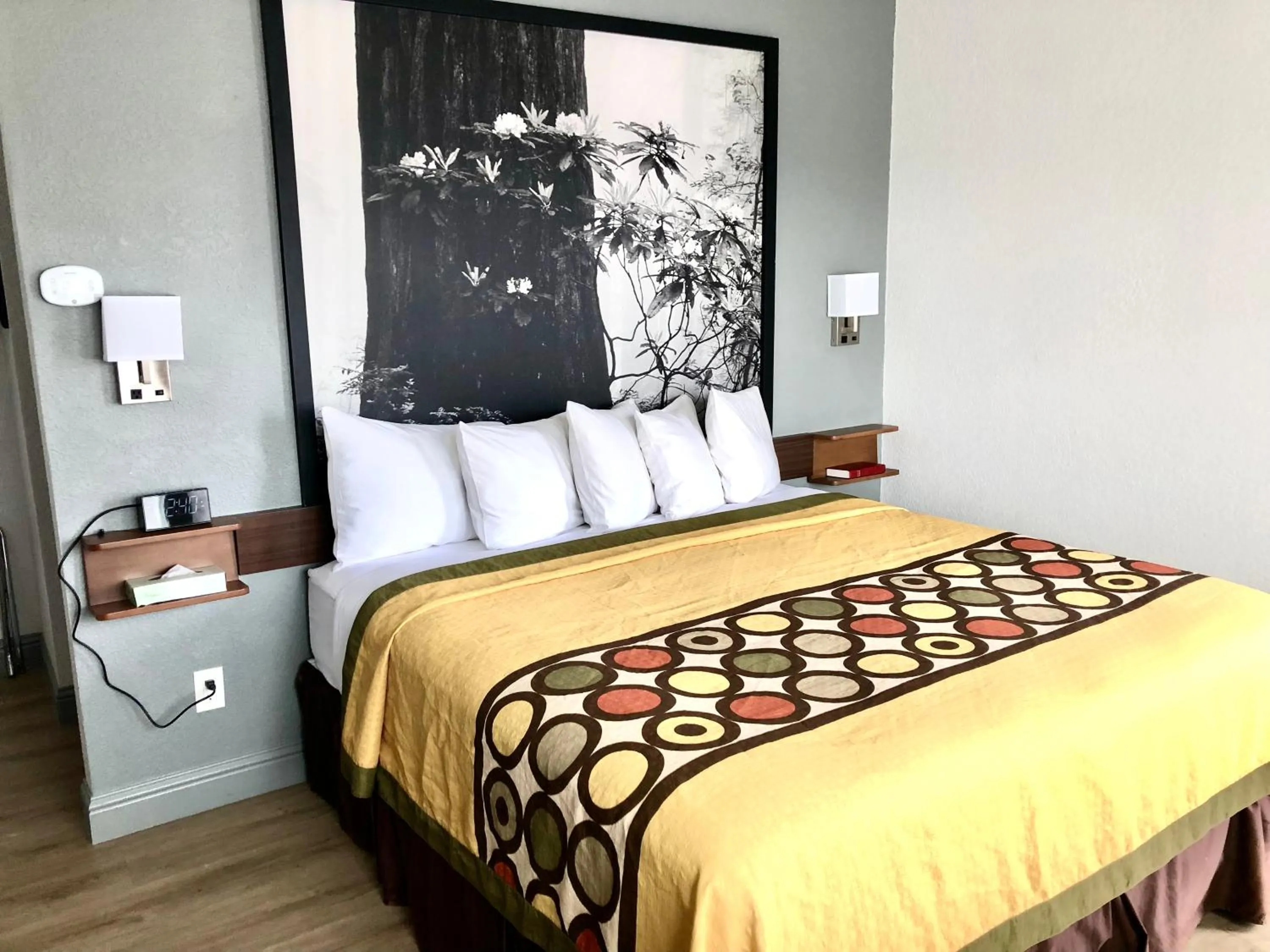 Bed in Super 8 by Wyndham Fort Bragg