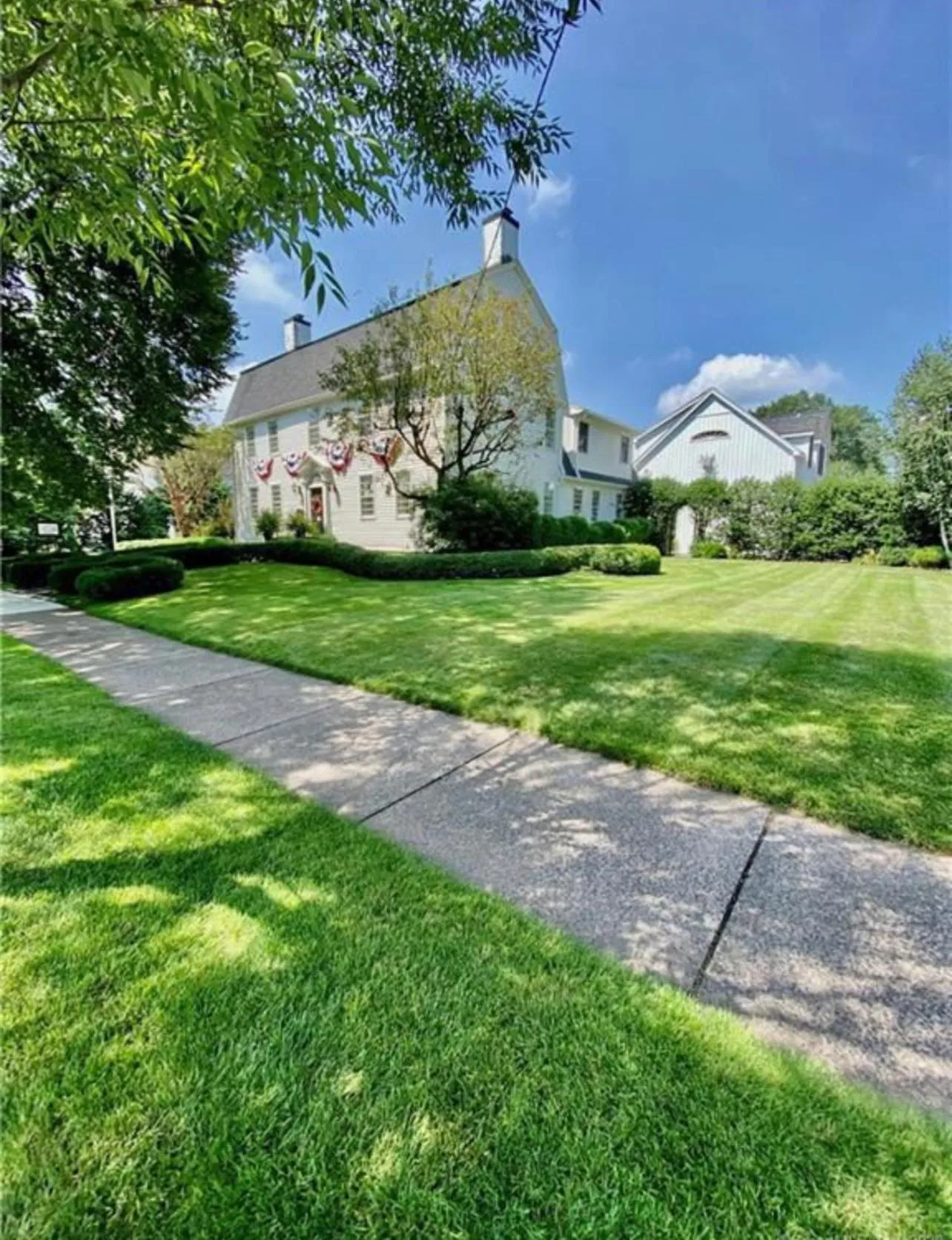 Property building in The Connecticut River Valley Inn Hartford South/Glastonbury