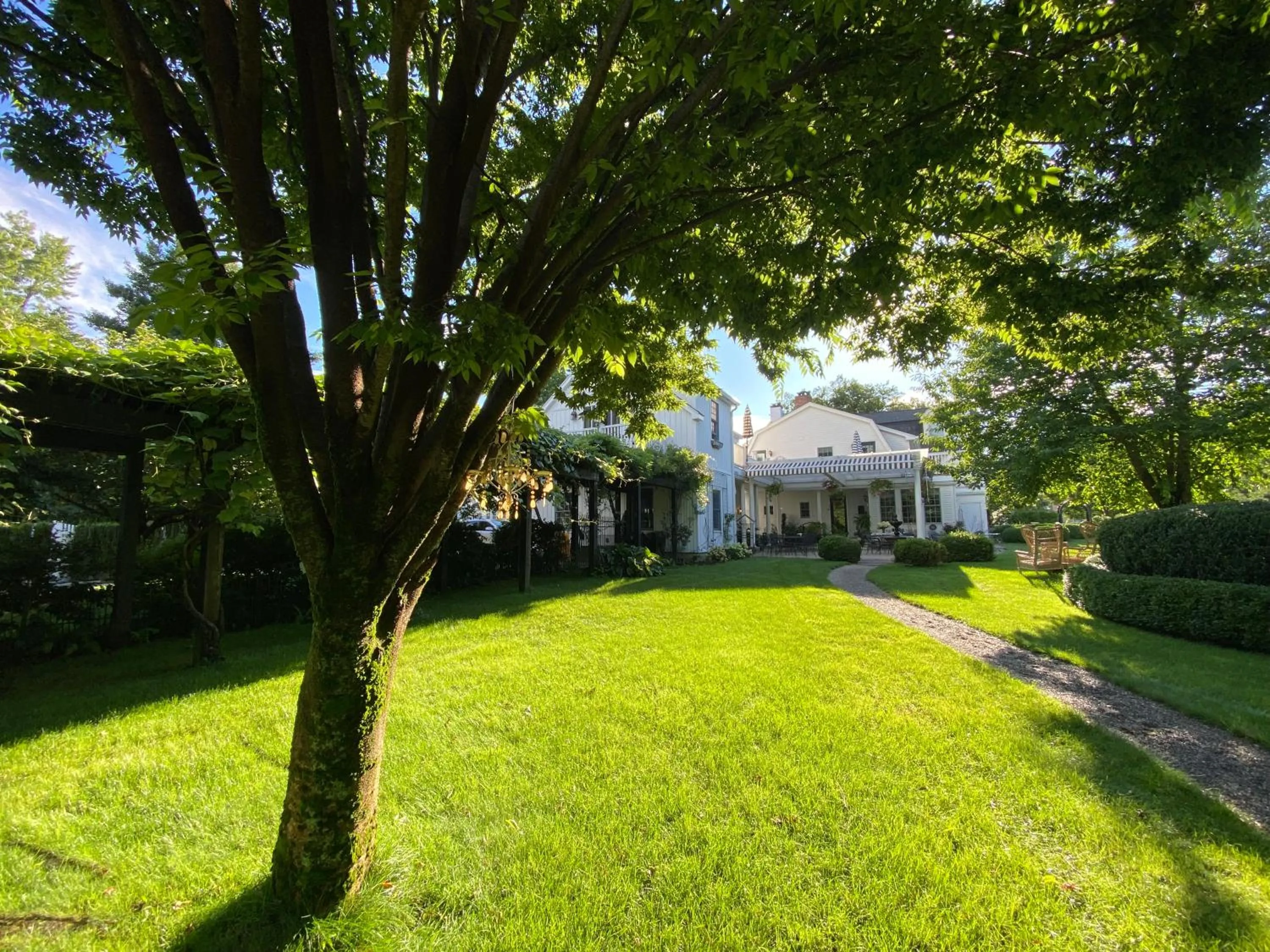 Property building in The Connecticut River Valley Inn Hartford South/Glastonbury