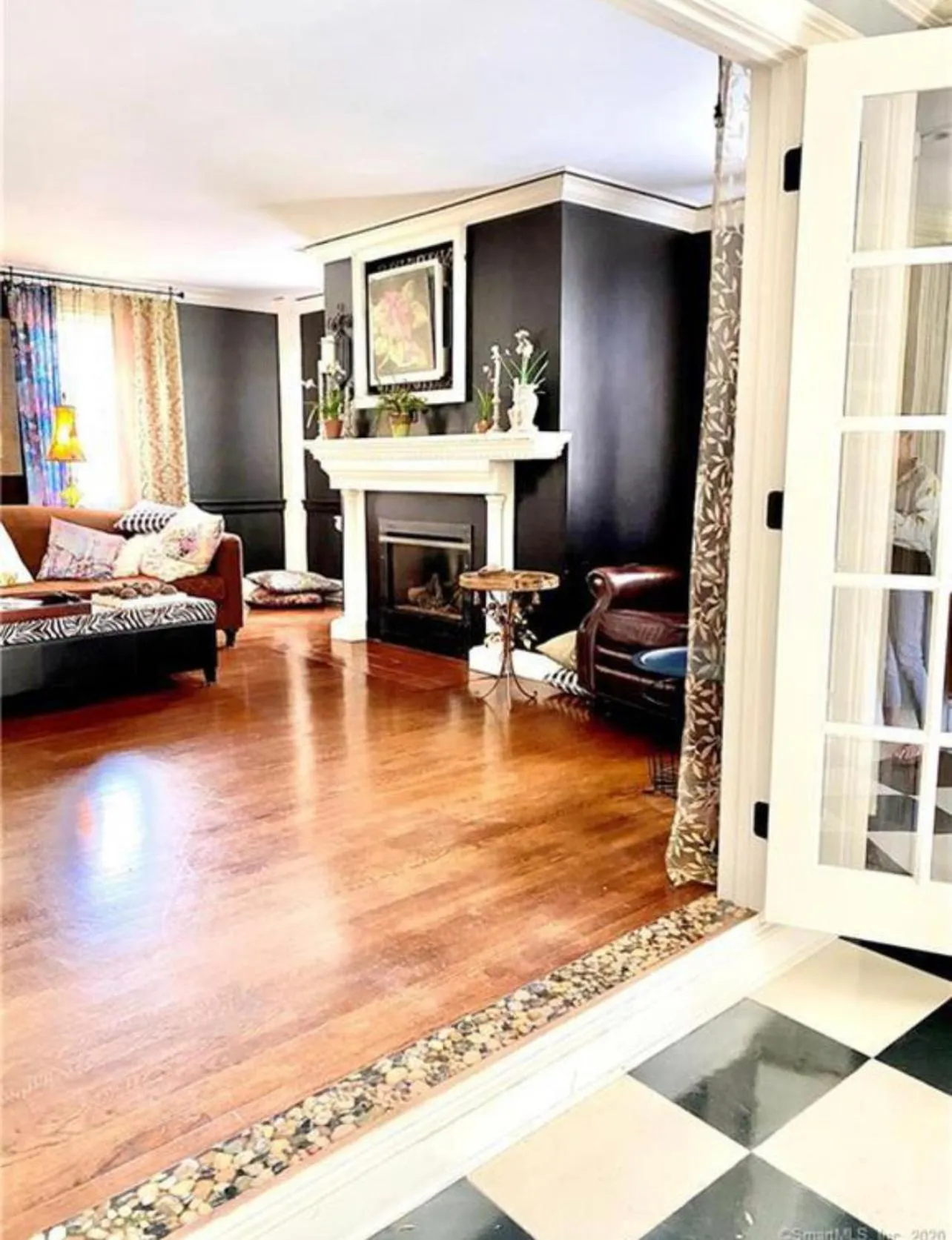 Communal lounge/ TV room, Bed in The Connecticut River Valley Inn Hartford South/Glastonbury