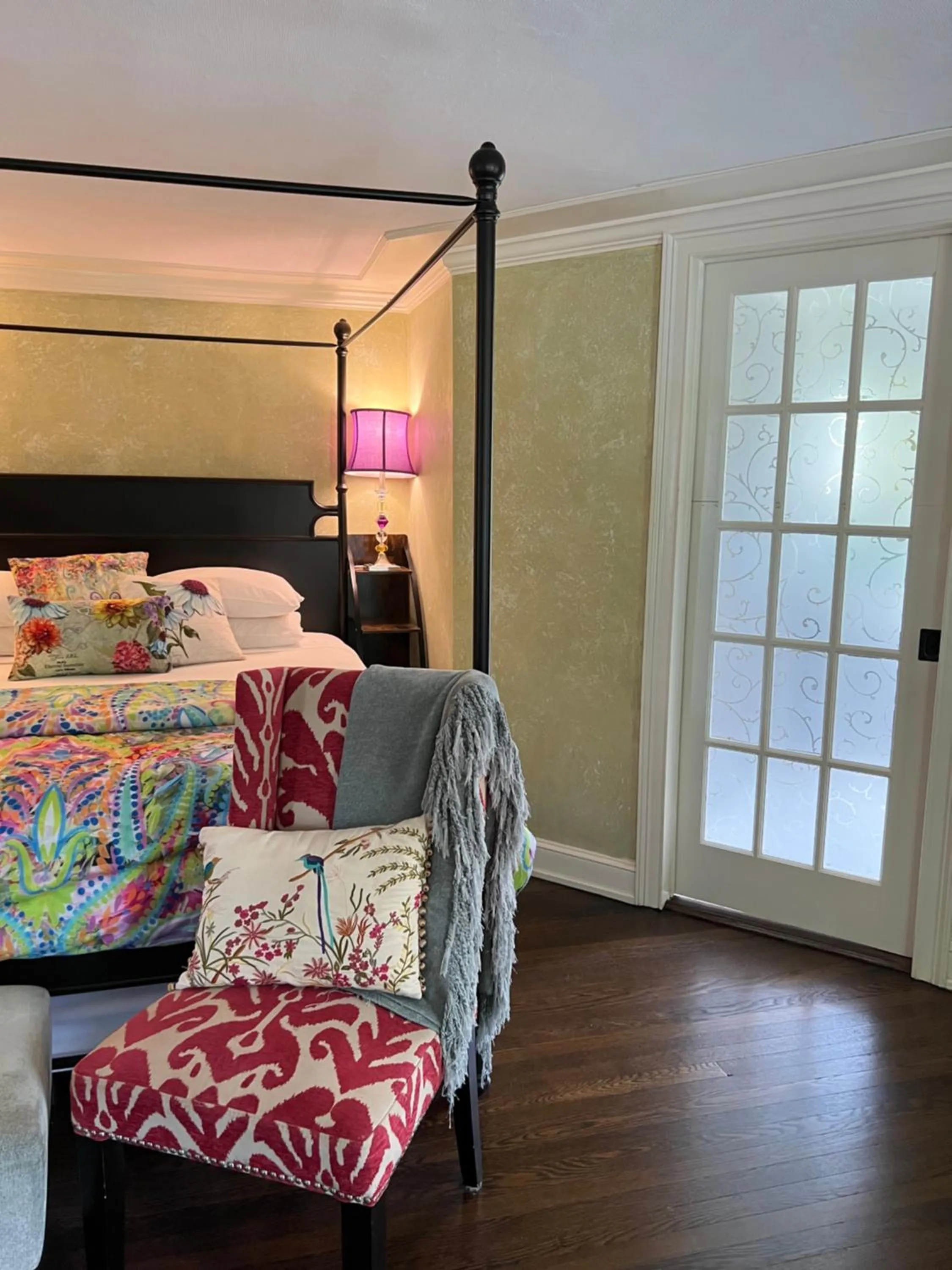 Bed in The Connecticut River Valley Inn Hartford South/Glastonbury