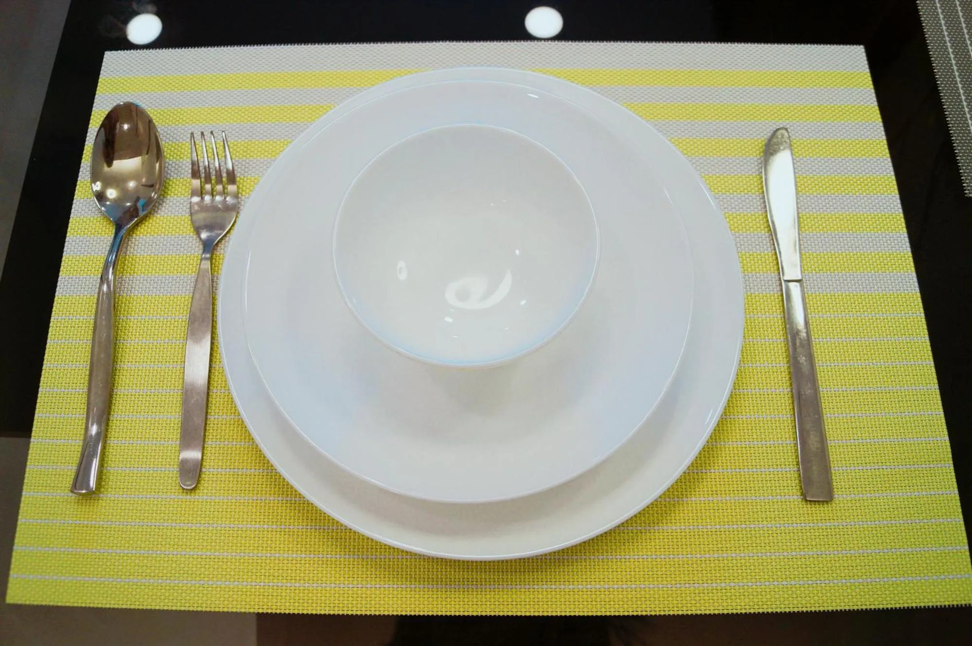 Food and drinks in Tropicana Residence KLCC @ Getaway Home Suite