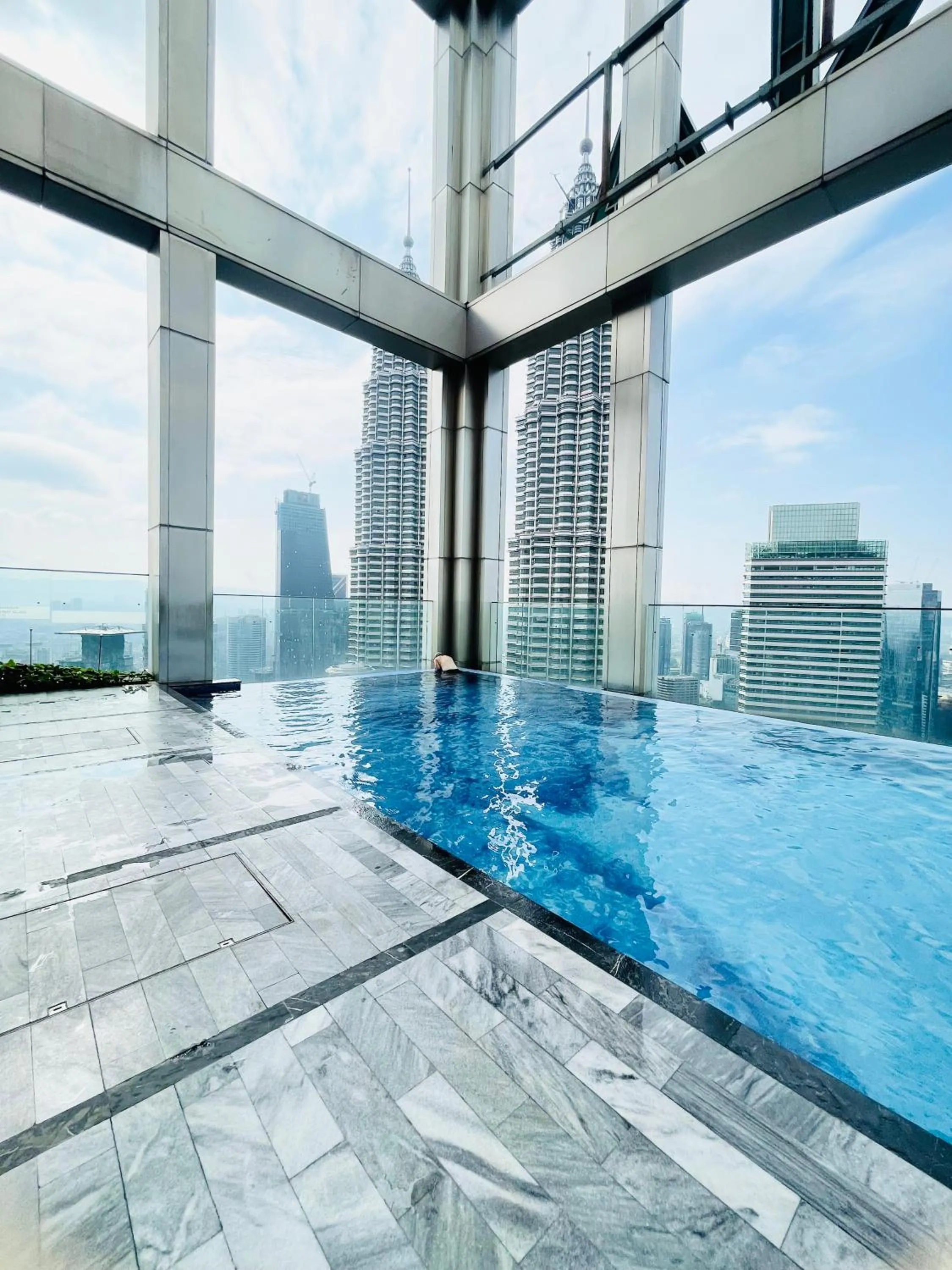 Day in Tropicana Residence KLCC @ Getaway Home Suite