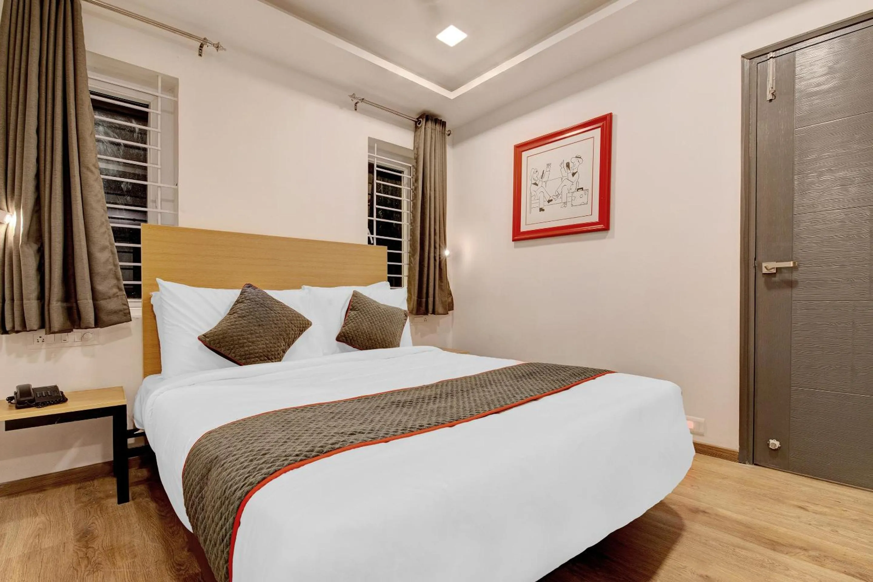 Bedroom, Bed in Super Townhouse Siri Residency