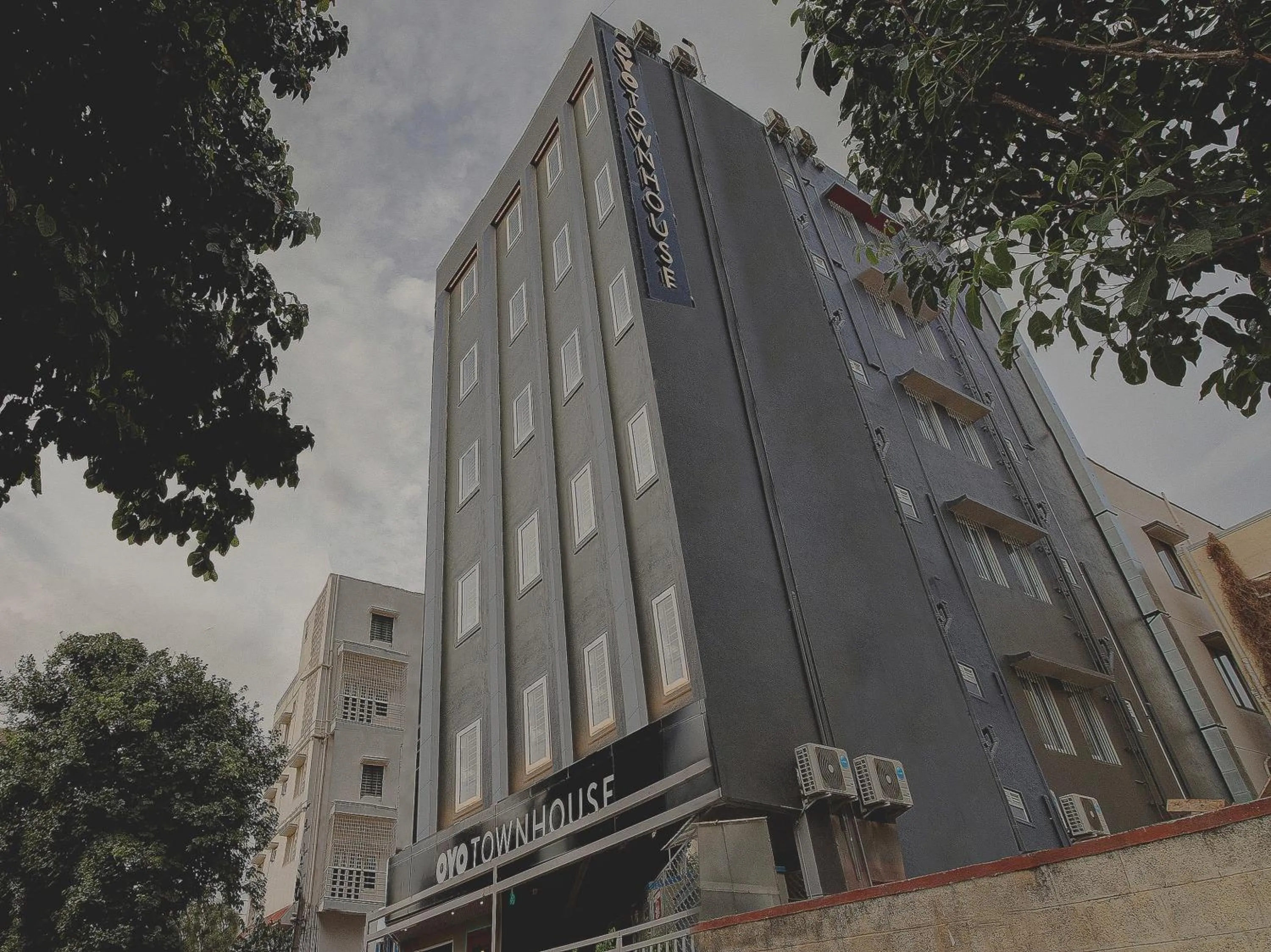 Facade/entrance in Super Townhouse Siri Residency