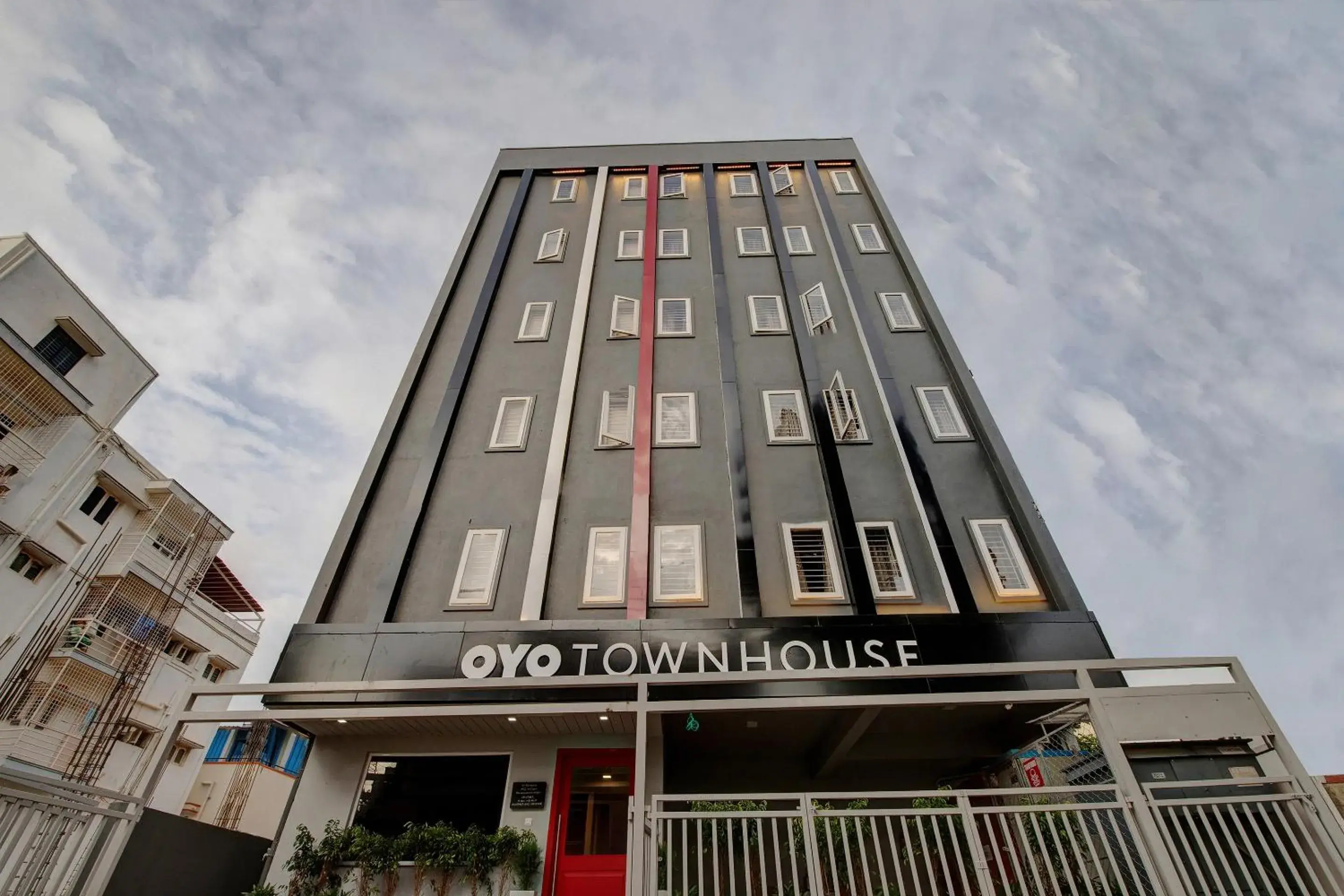 Super Townhouse Siri Residency Super Townhouse Siri Residency