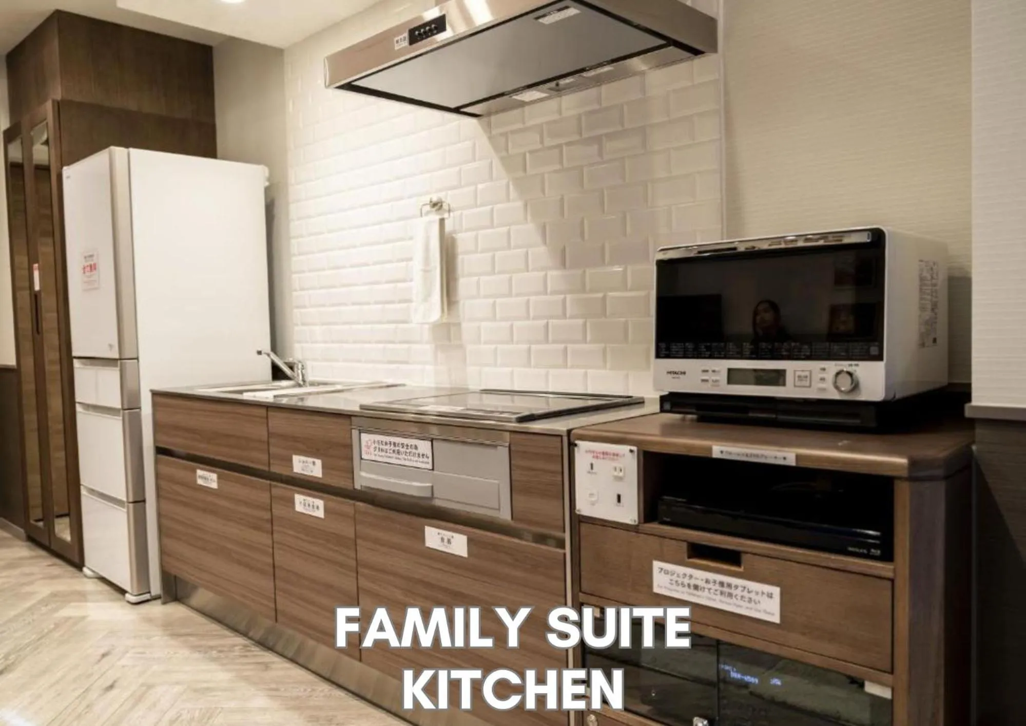 Photo of the whole room in Hotel Pasela Living Shinjuku