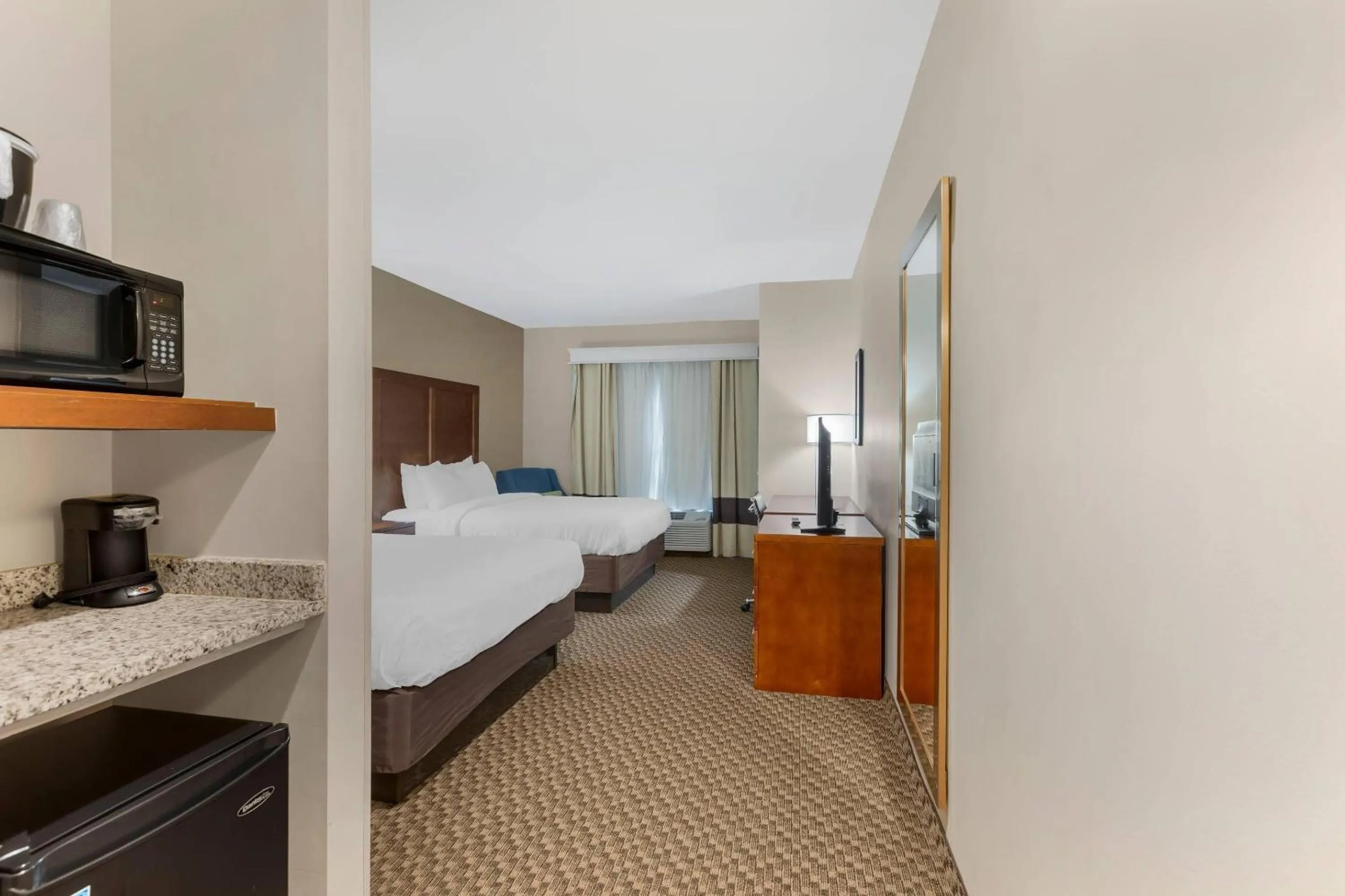 Bedroom, Bed in Comfort Inn & Suites Florence Center Area