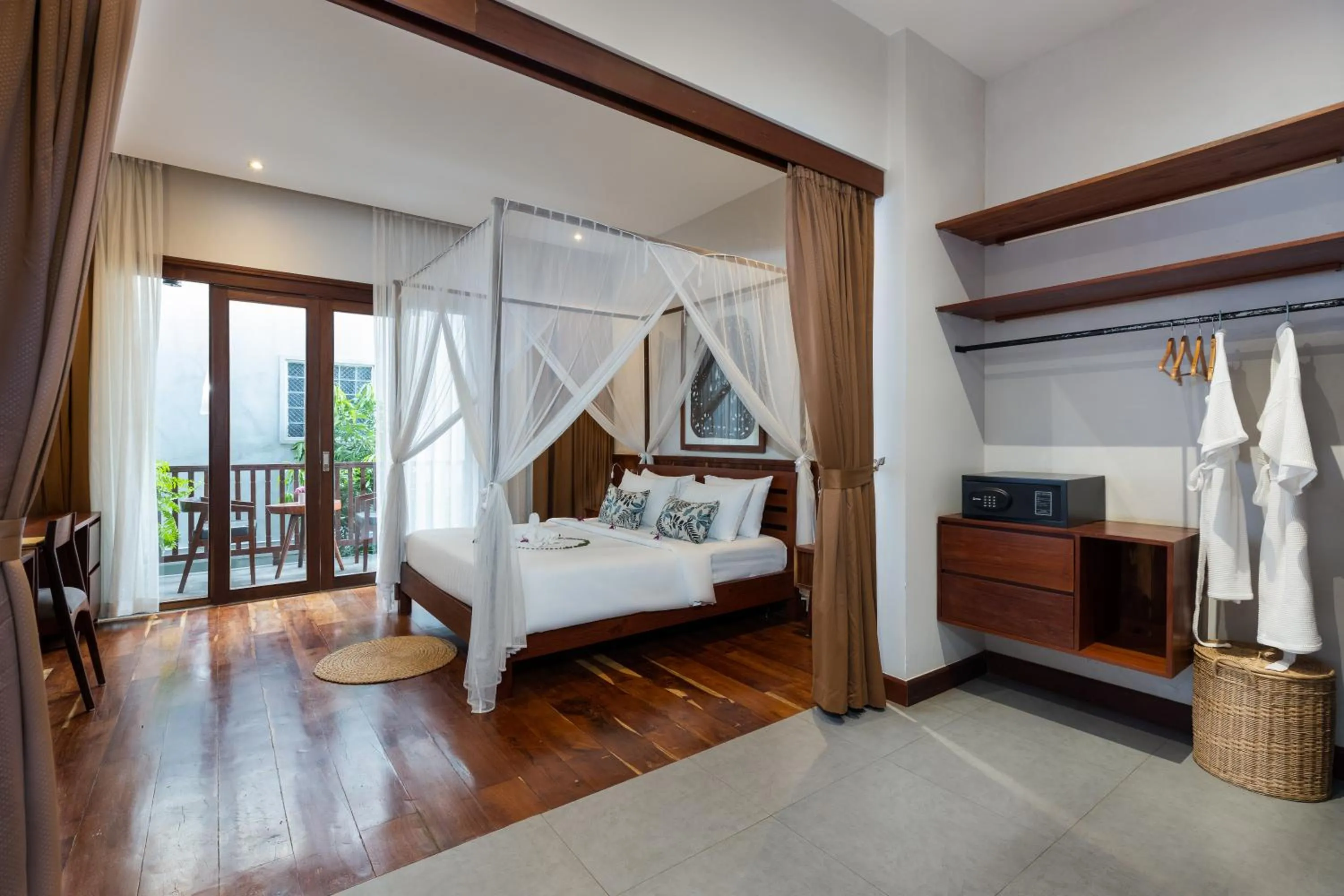 Bedroom, Bed in Golden Vishnu Villa
