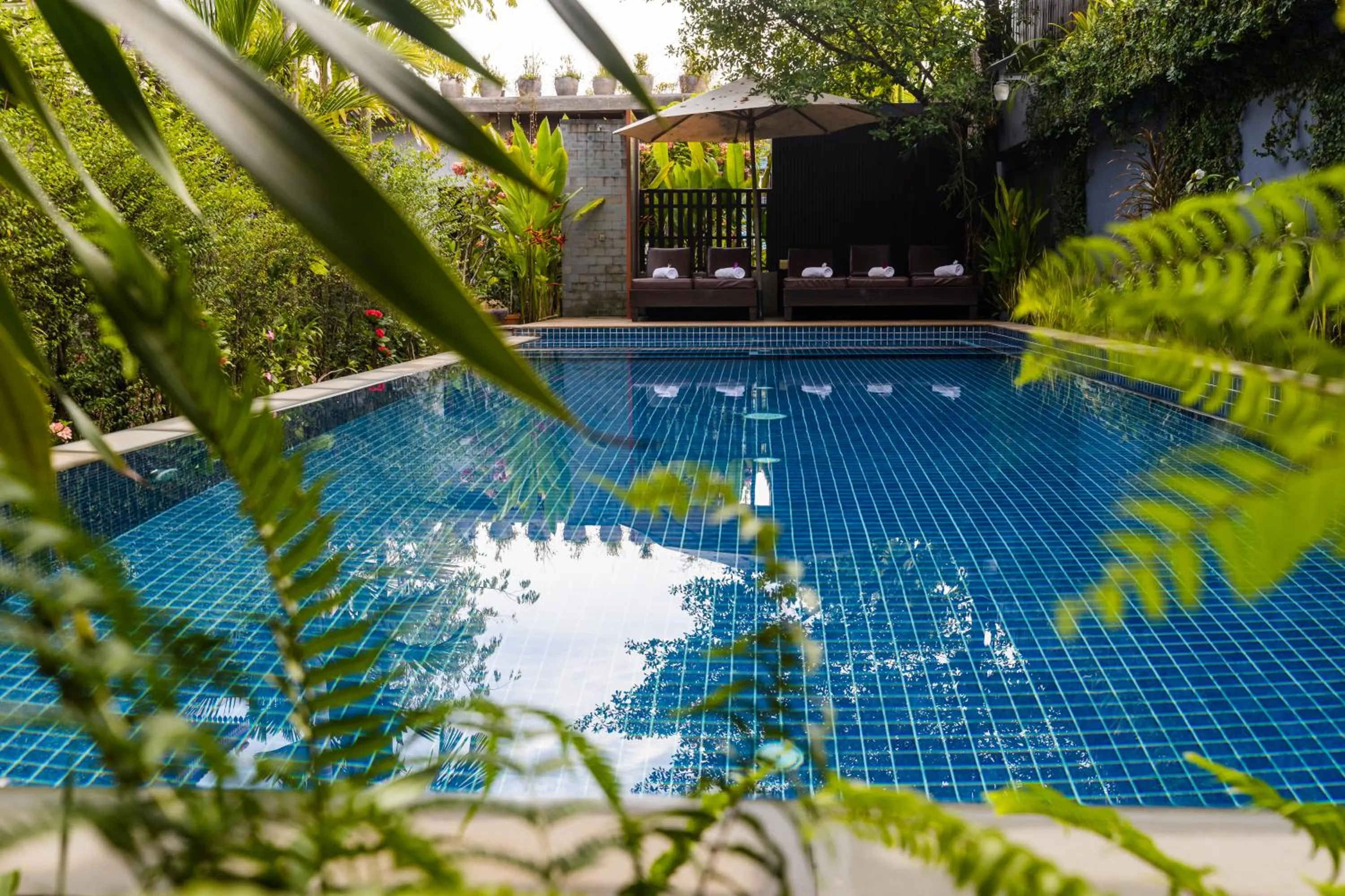 Swimming pool in Golden Vishnu Villa