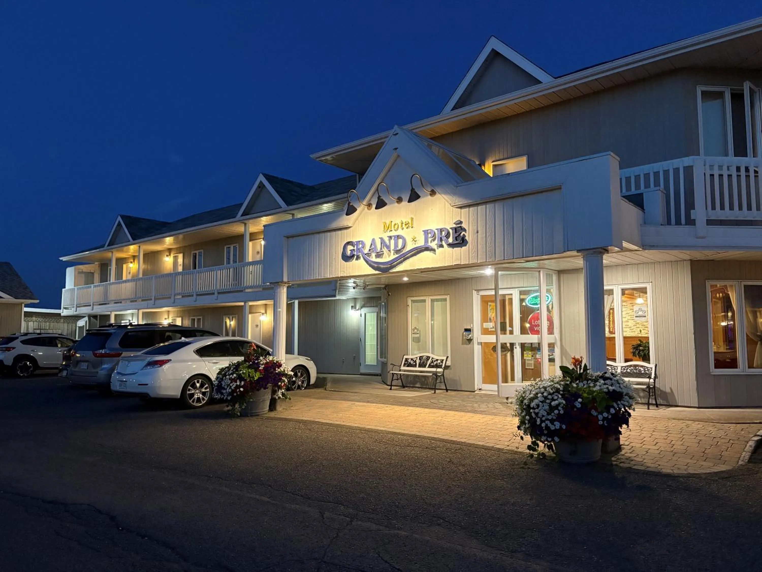 Property building in Motel Grand-Pré Inc