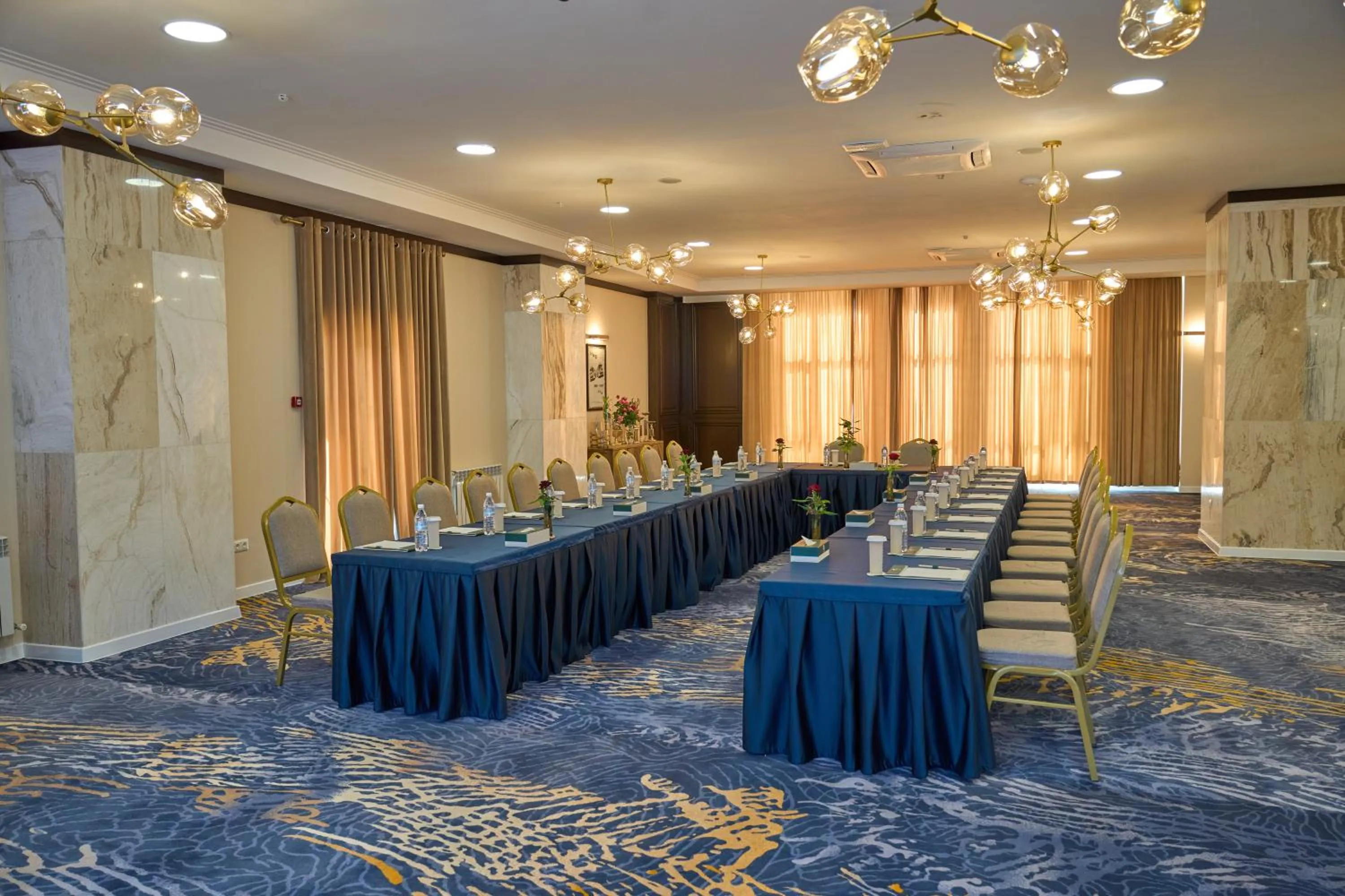Business facilities in Garden Hotel & SPA