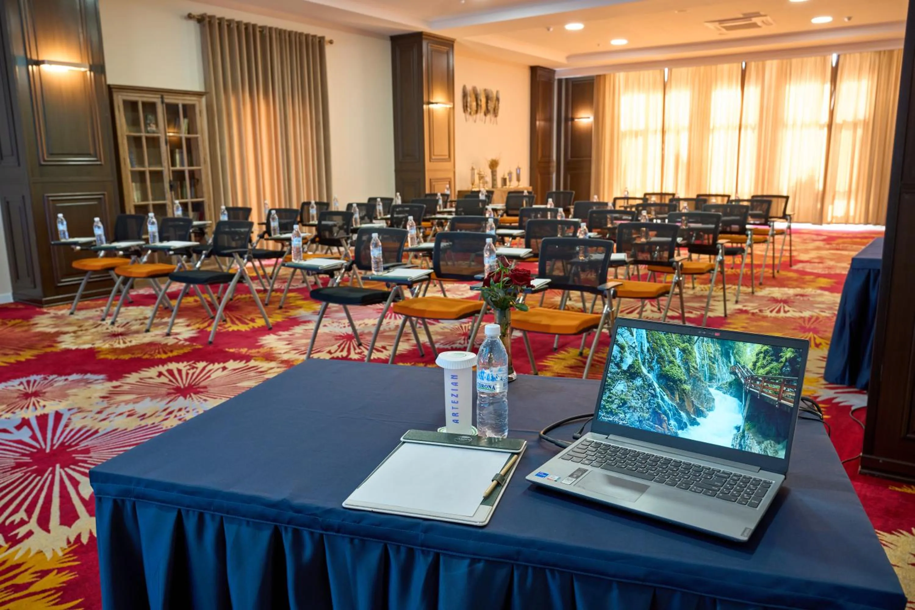 Business facilities in Garden Hotel & SPA