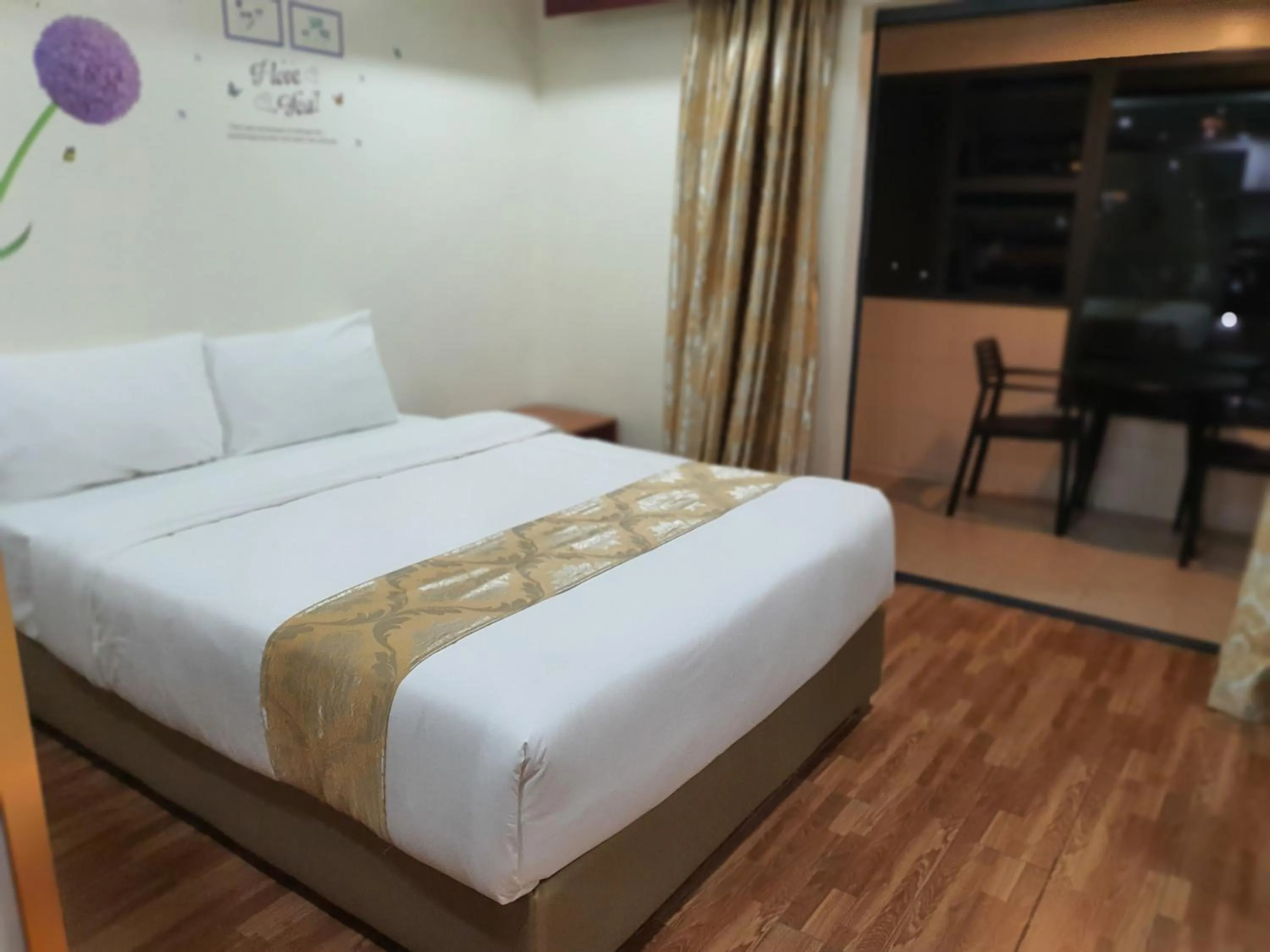 Bedroom, Bed in 456 Hotel