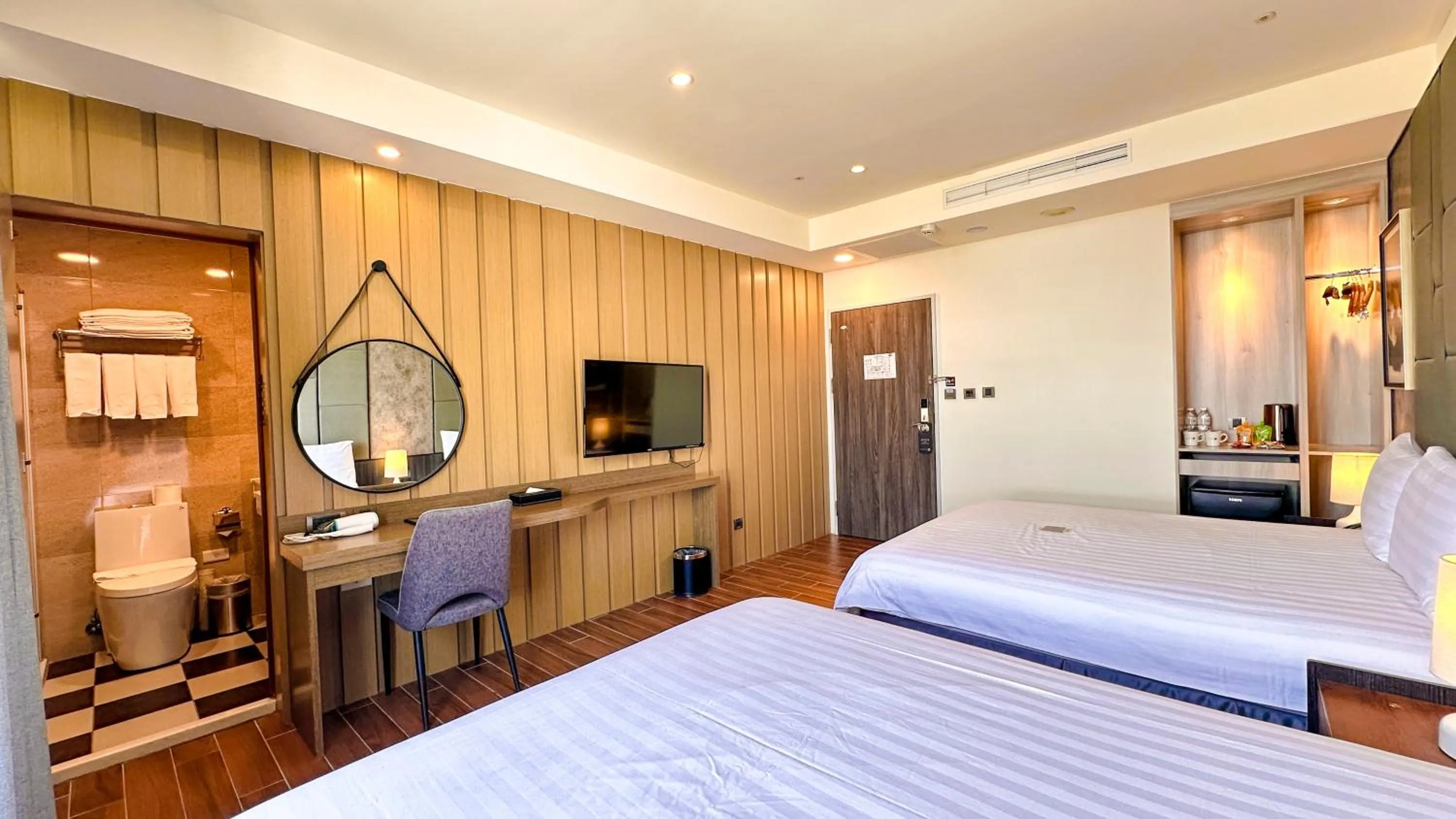 Toilet, Bed in Hotel A