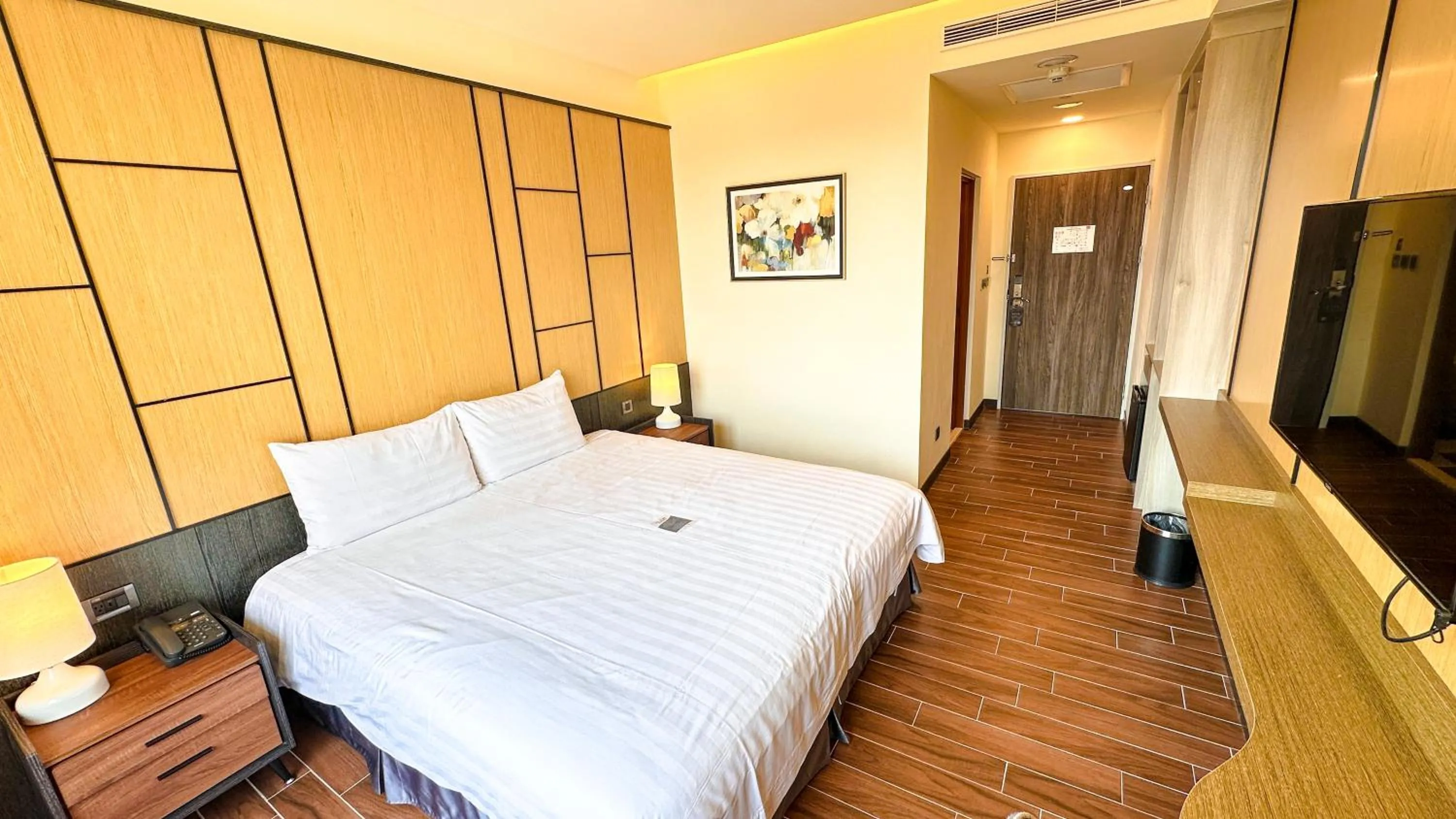 On site, Bed in Hotel A
