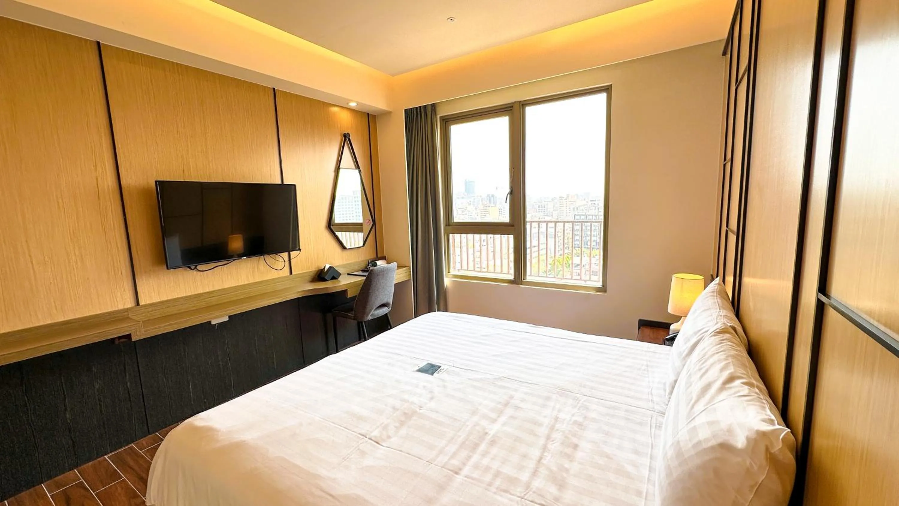 TV and multimedia, Bed in Hotel A