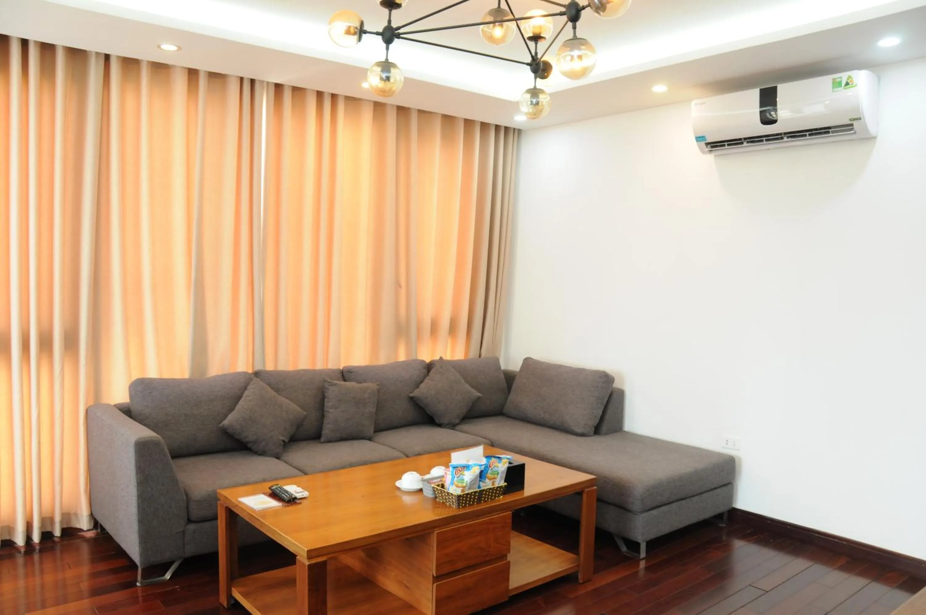 air conditioner in Hana Stay Trần Quốc Hoàn