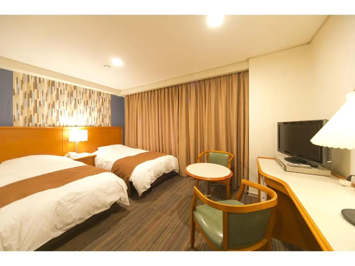 Twin Room - Non-Smoking in Hyper-inn Takamatsu Ekimae Twin Room - Non-Smoking in Hyper-inn Takamatsu Ekimae