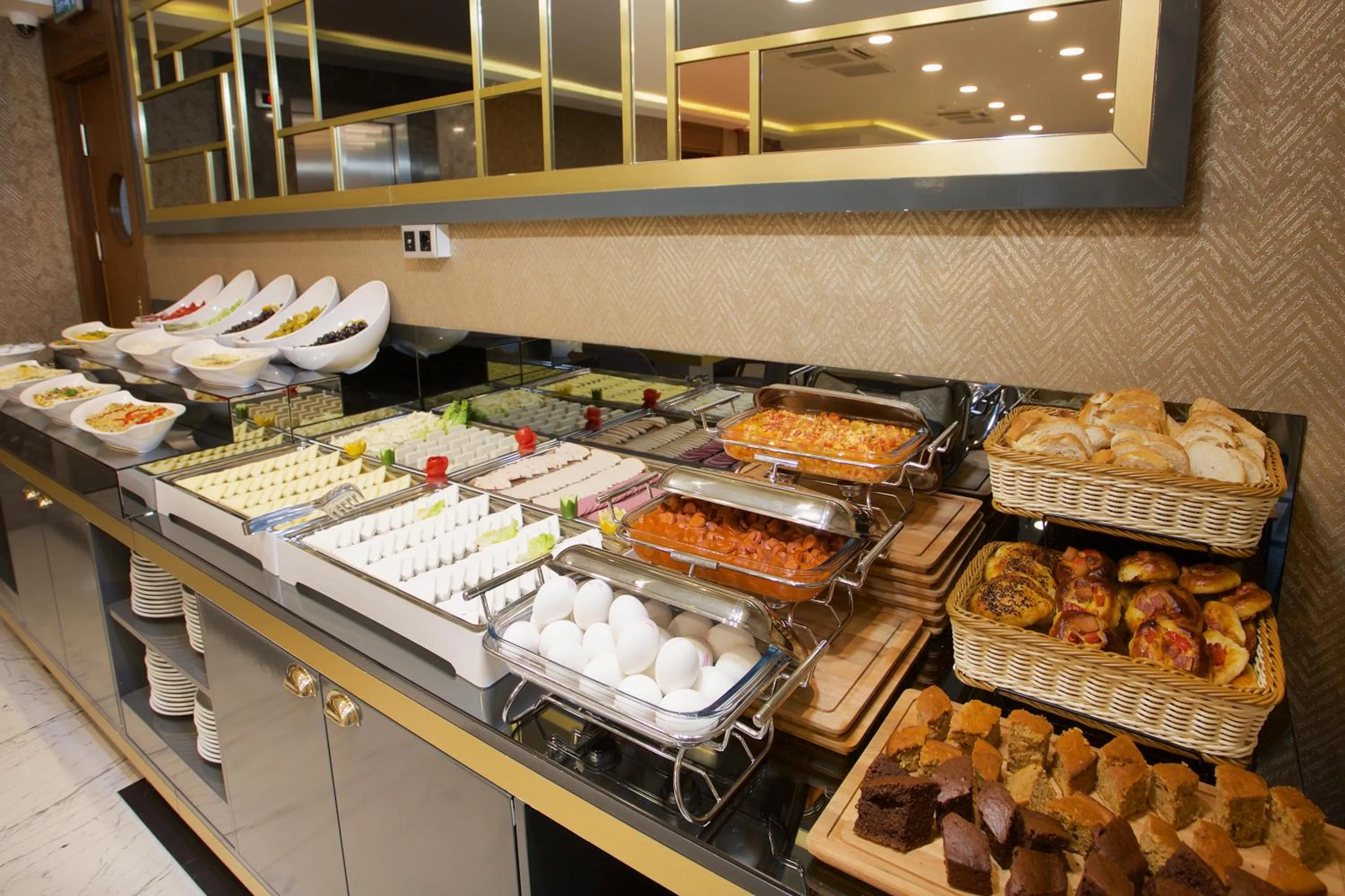 Food and drinks in The Tango Hotel Taksim