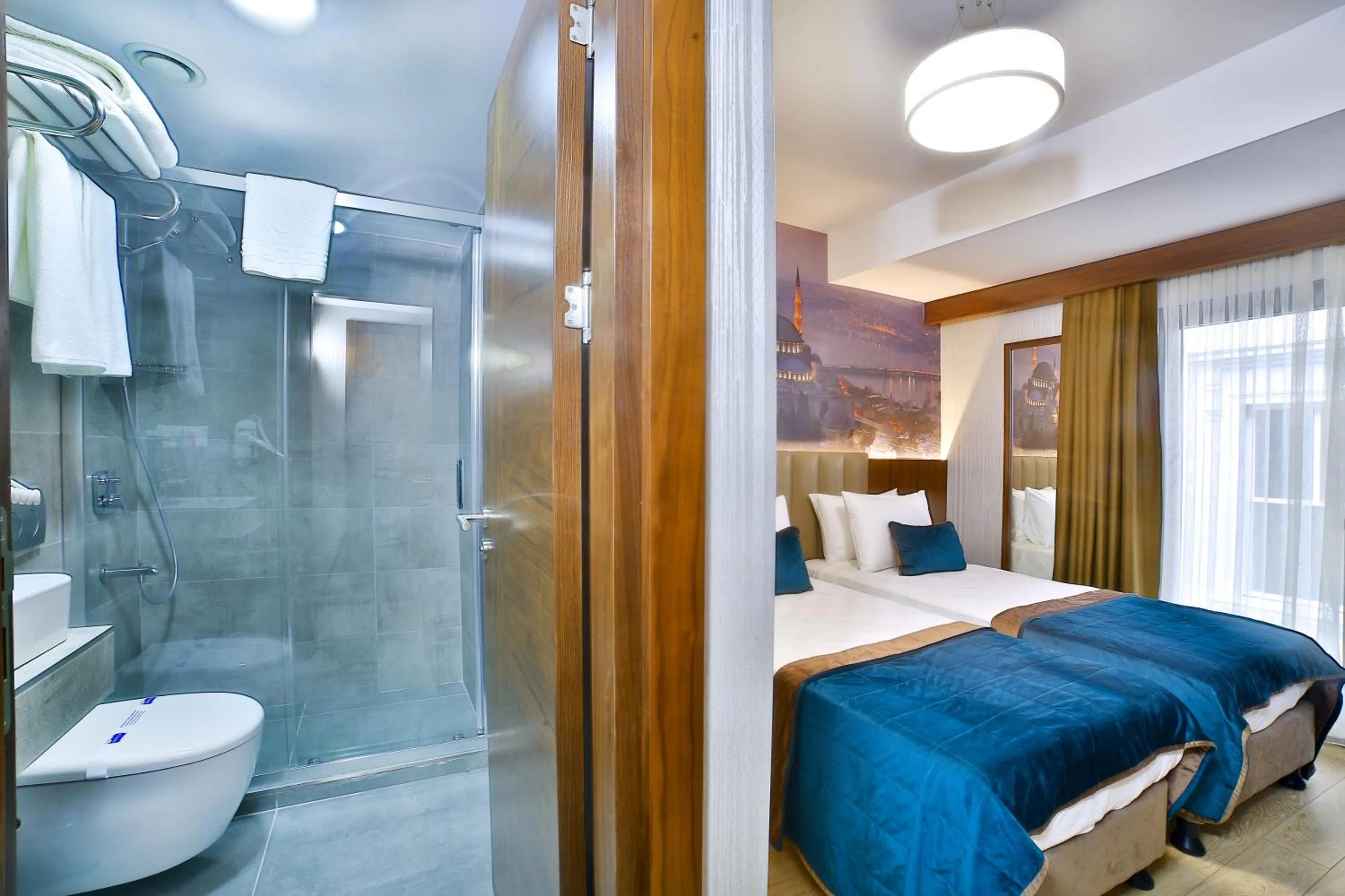 Bathroom, Bed in The Tango Hotel Taksim