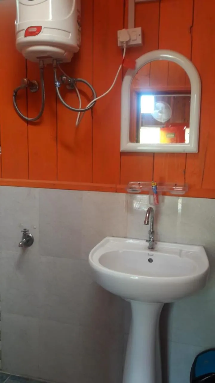 Toilet in Rainbow Valley Resort