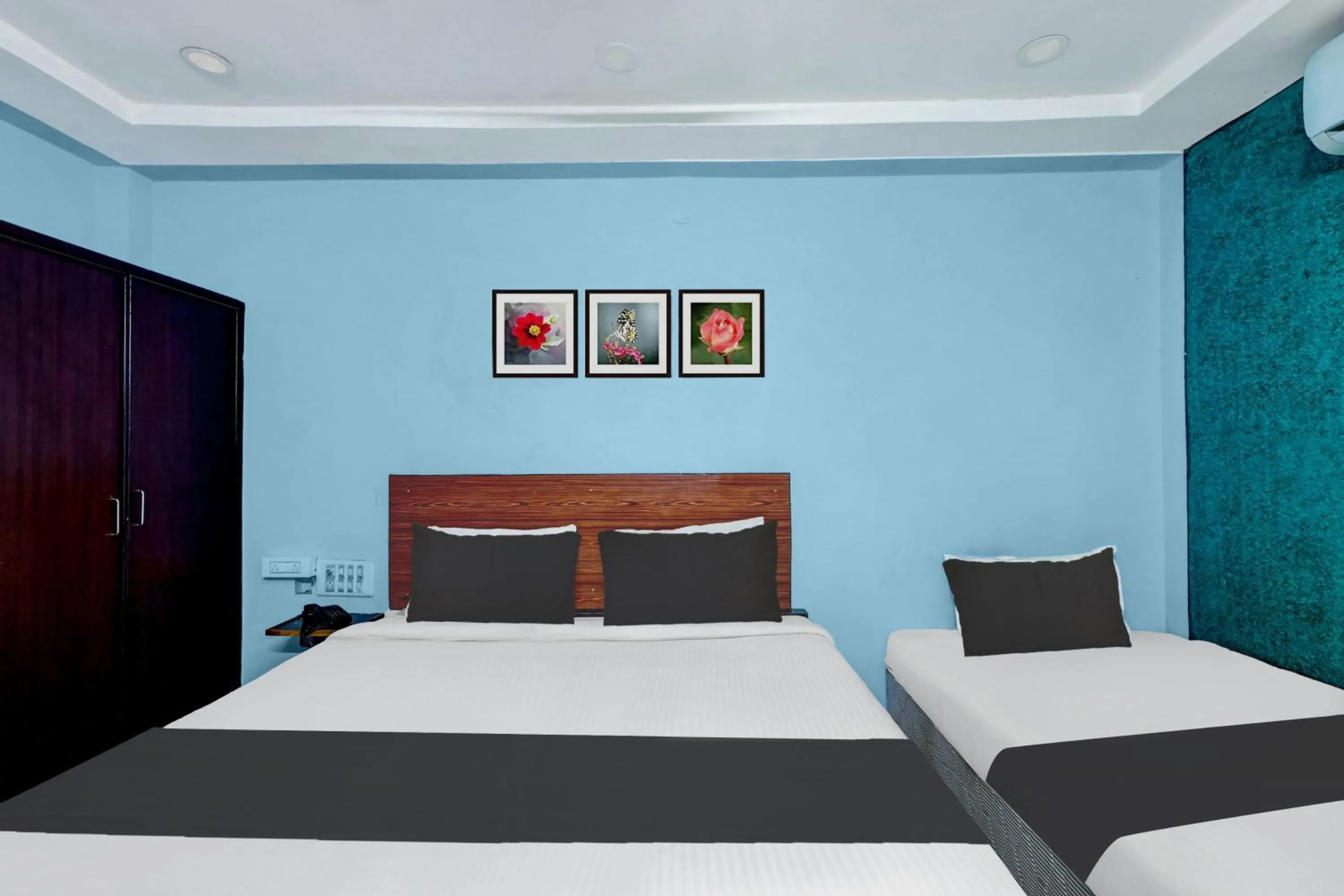 Bedroom, Bed in Super Hotel O Kennedy Nagar Near Railway Station formerly Jayalakshmi Residency