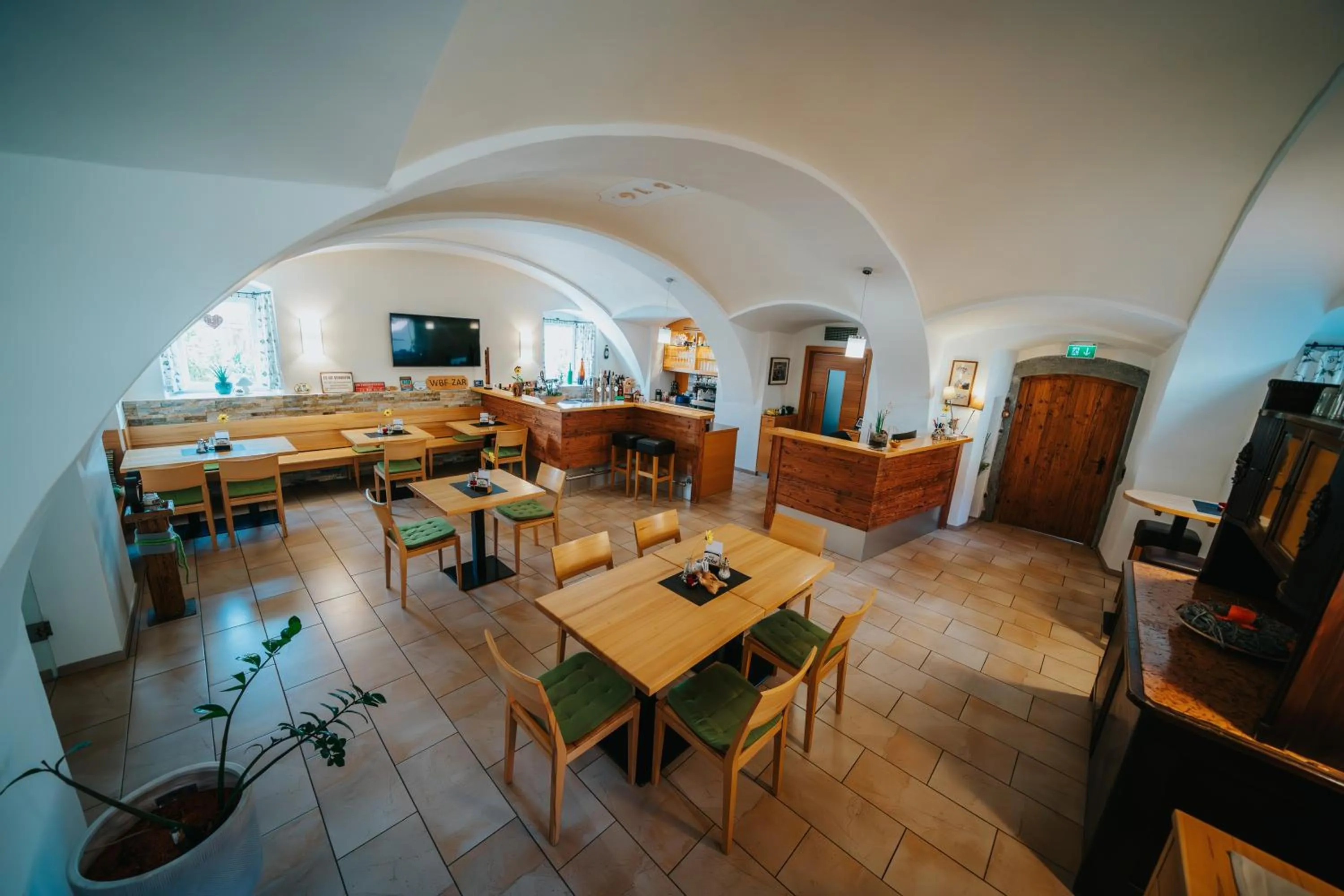 Breakfast in Hotel Leo