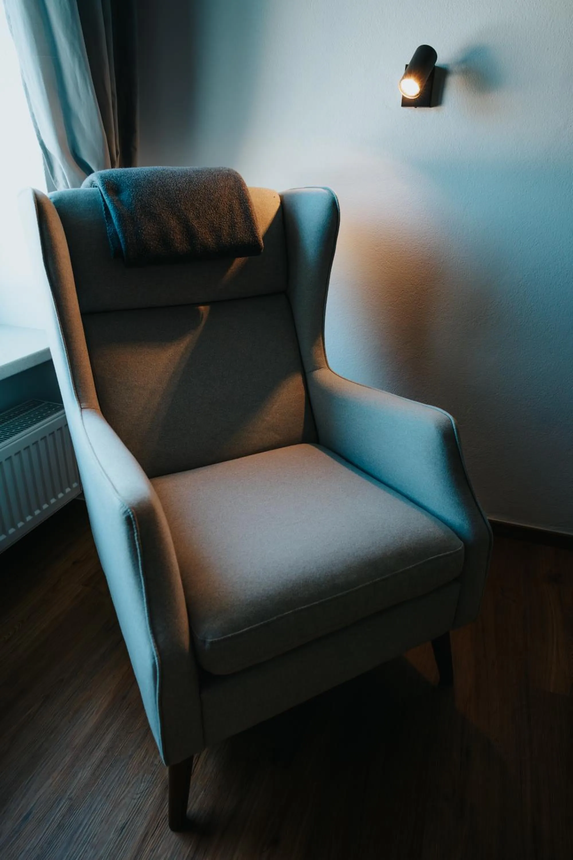 Photo of the whole room in Hotel Leo