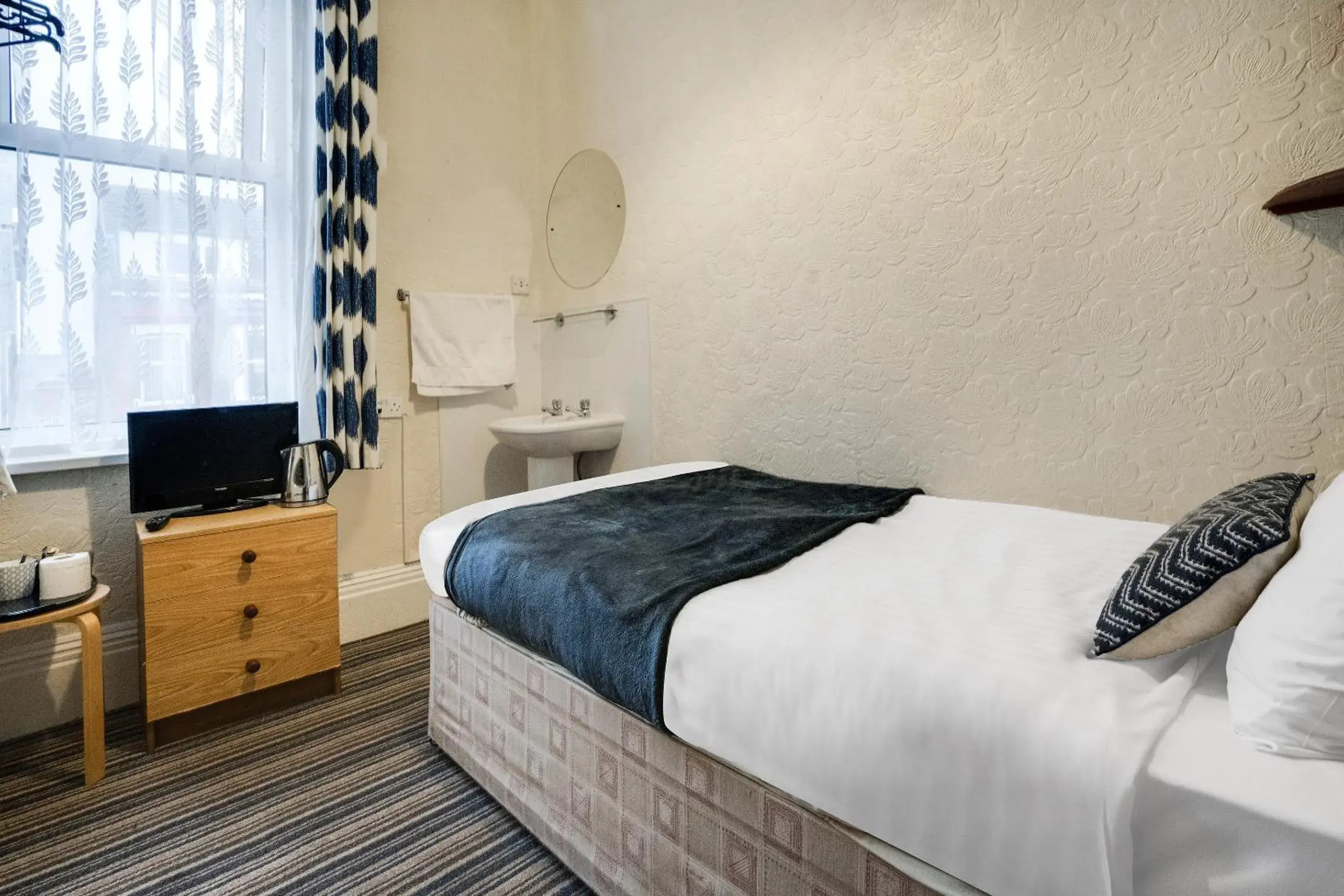 Bedroom, Bed in St Kildas, Blackpool Central Bedroom, Bed in St Kildas, Blackpool Central
