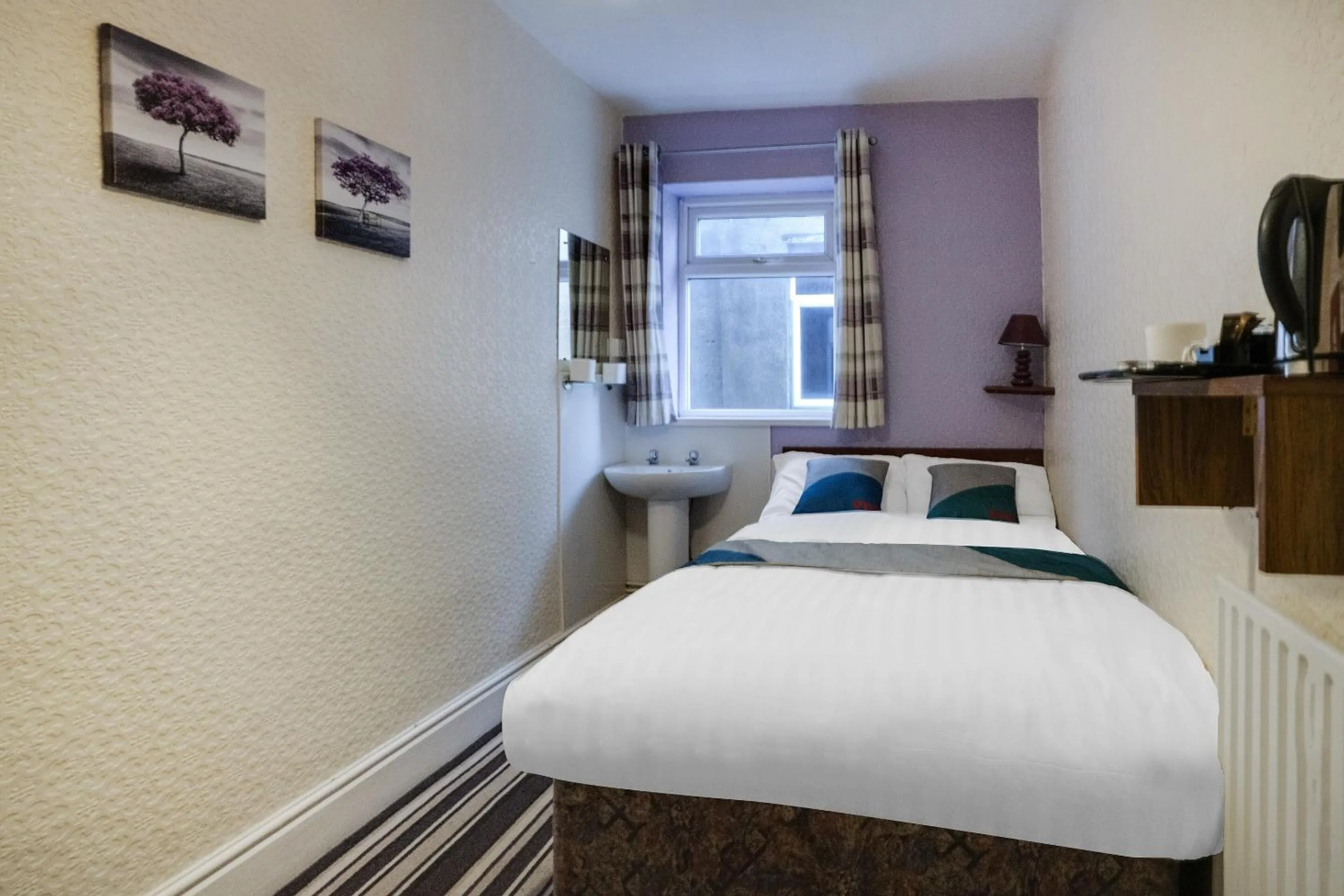 Bedroom, Bed in St Kildas, Blackpool Central